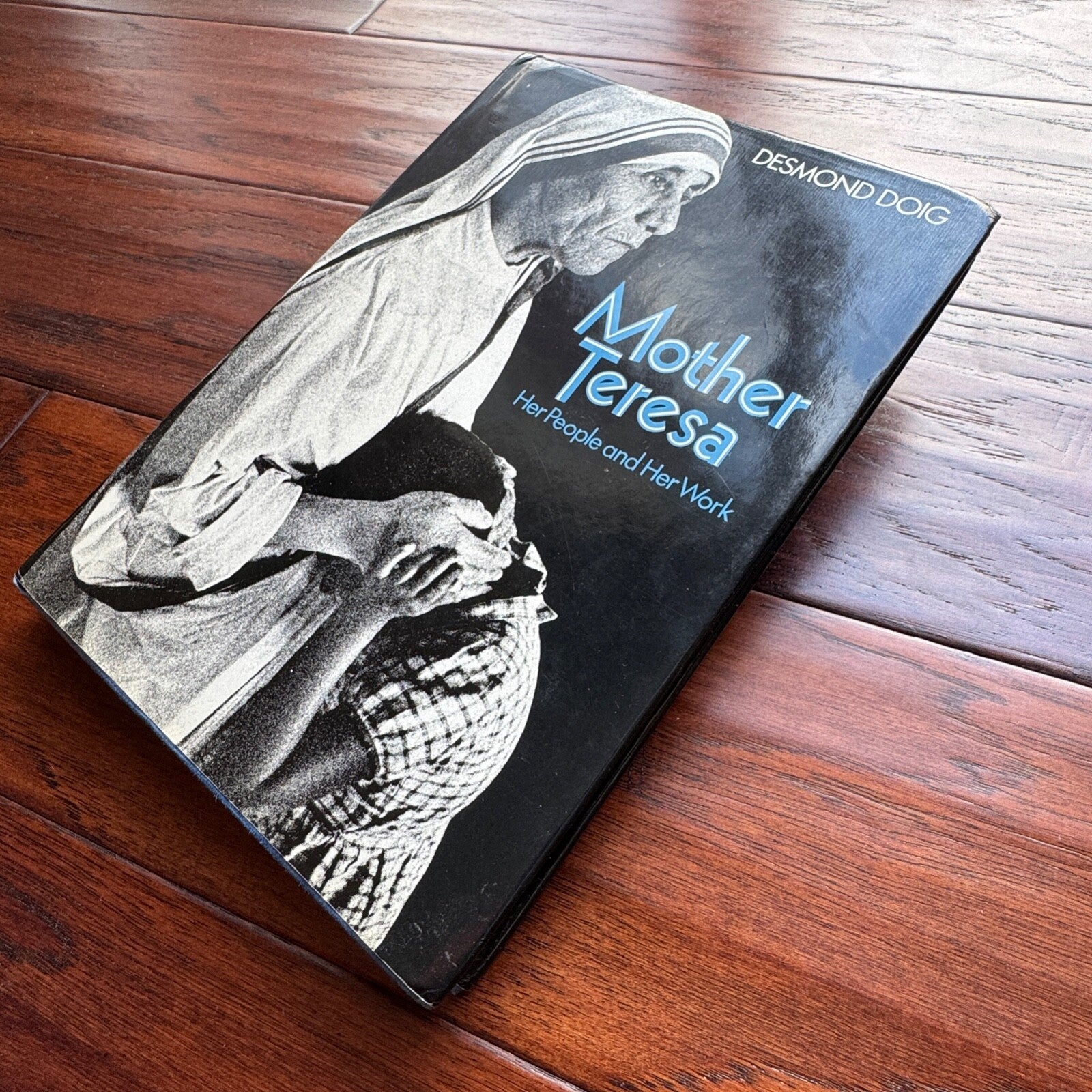 MOTHER TERESA * JSA *  1st Ed. Book Autograph BIOGRAPHY Signed * Catholic Saint