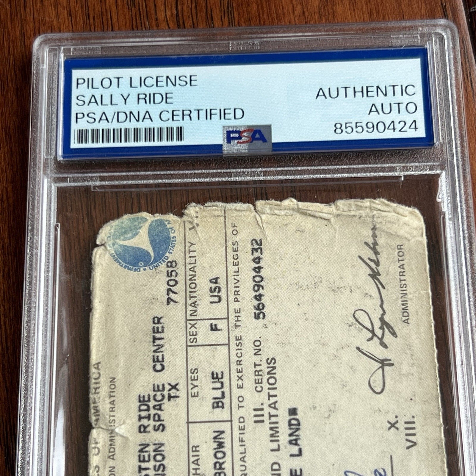SALLY RIDE * PSA * AUTOGRAPH Personal FAA PILOT LICENSE * NASA Shuttle Astronaut