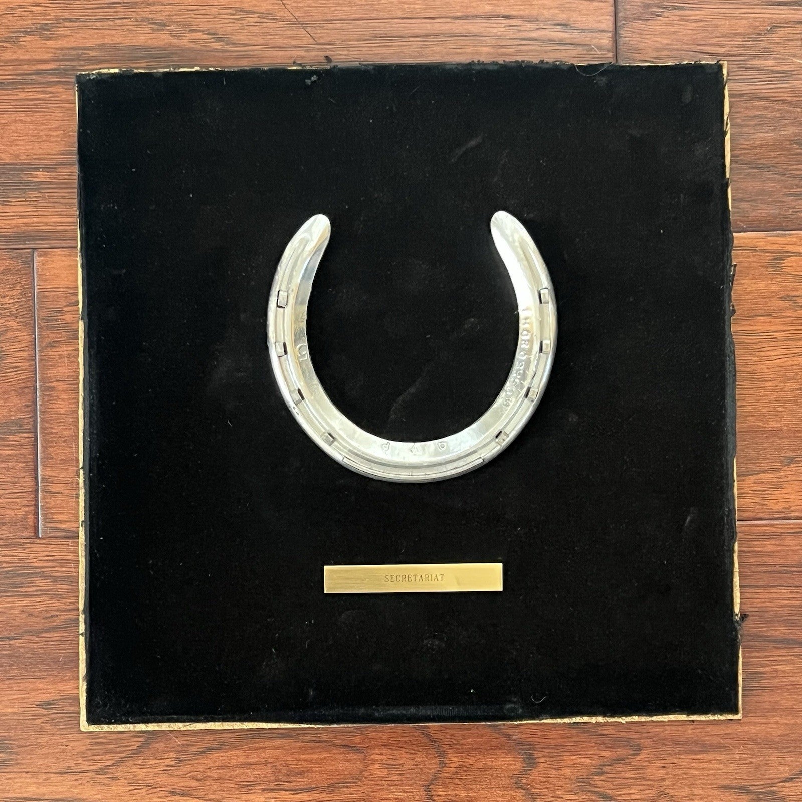 SECRETARIAT * Owned & Worn HORSESHOE Champion Thoroughbred * CLAIBORNE FARM COA