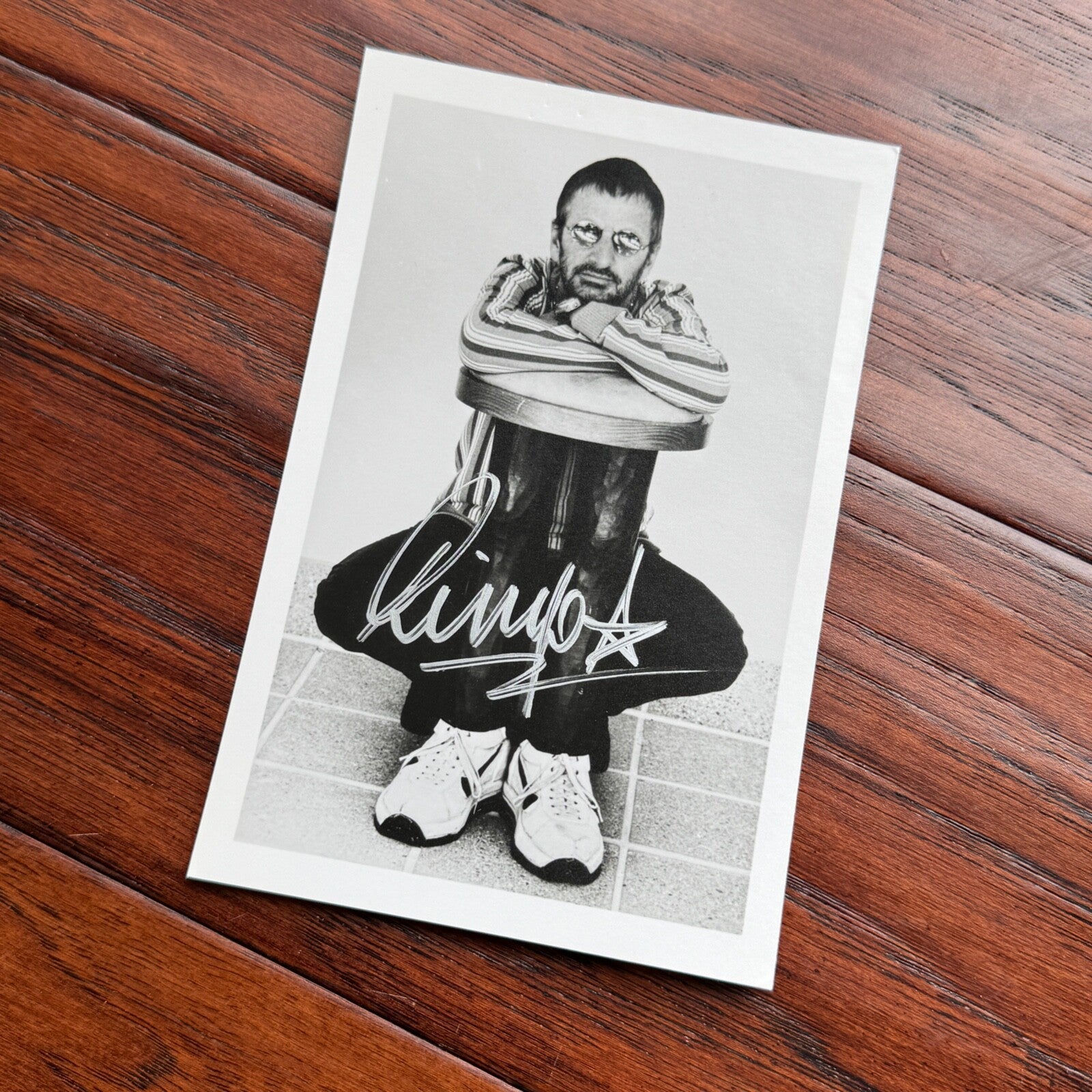 RINGO STARR * JSA *  Autograph Photo SIGNED * BEATLES Drummer Signature