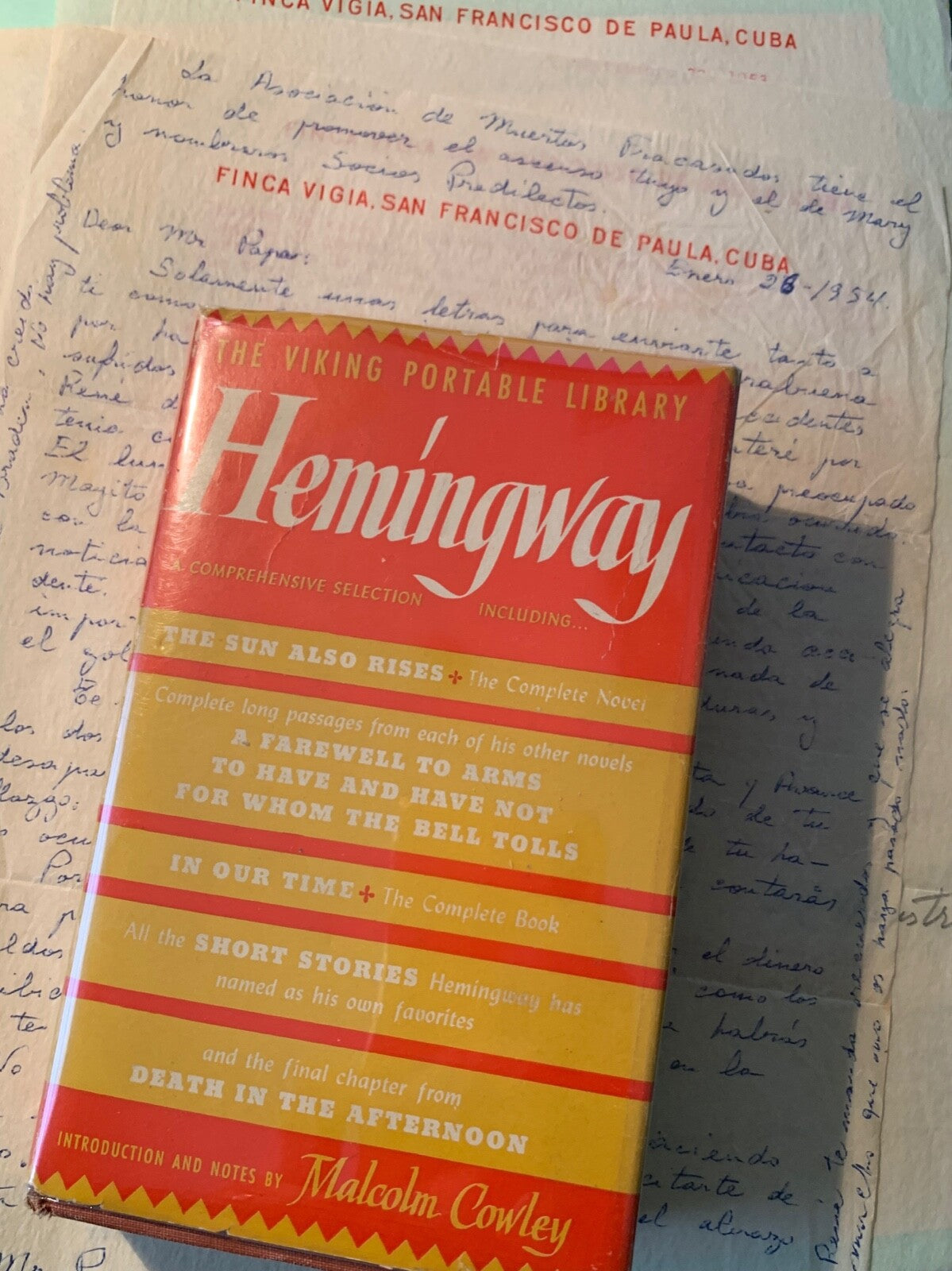 ERNEST HEMINGWAY * JSA * Autograph Book Signed from His Personal Library * Cuba