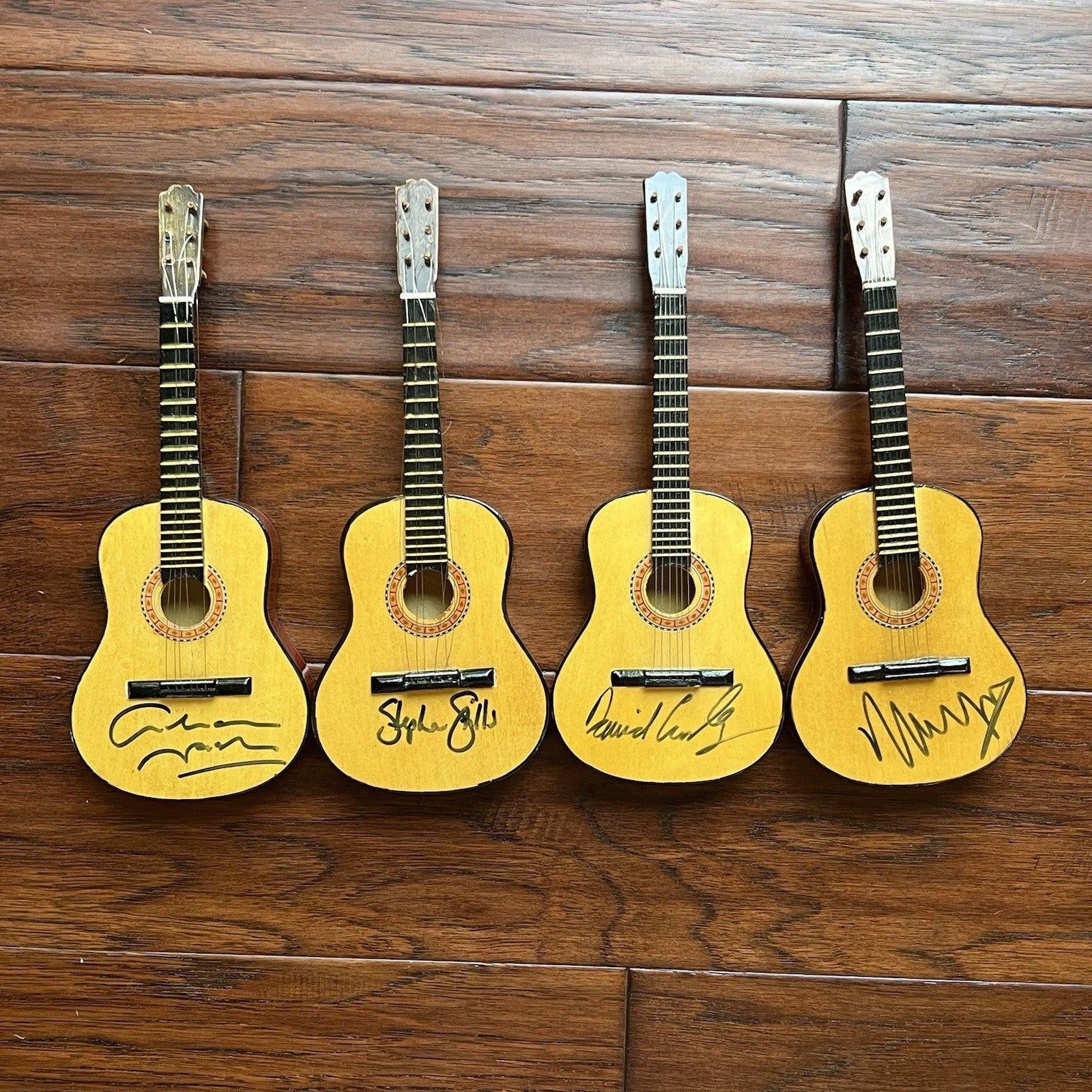 CROSBY STILLS NASH & YOUNG * PSA * Autograph MINI GUITARS Signed CSNY Neil David