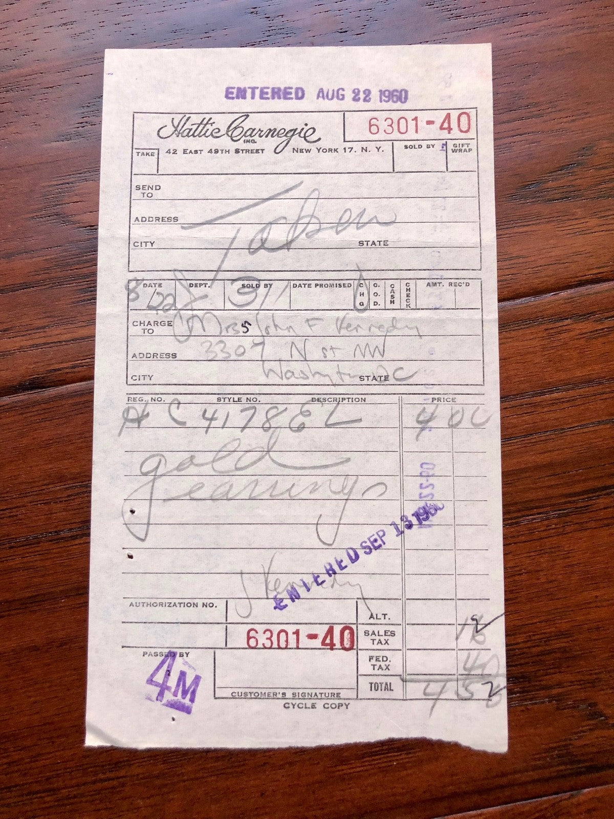 JACQUELINE KENNEDY * JSA * "Mrs. John F. Kennedy" Double (2x) AUTOGRAPH Receipt