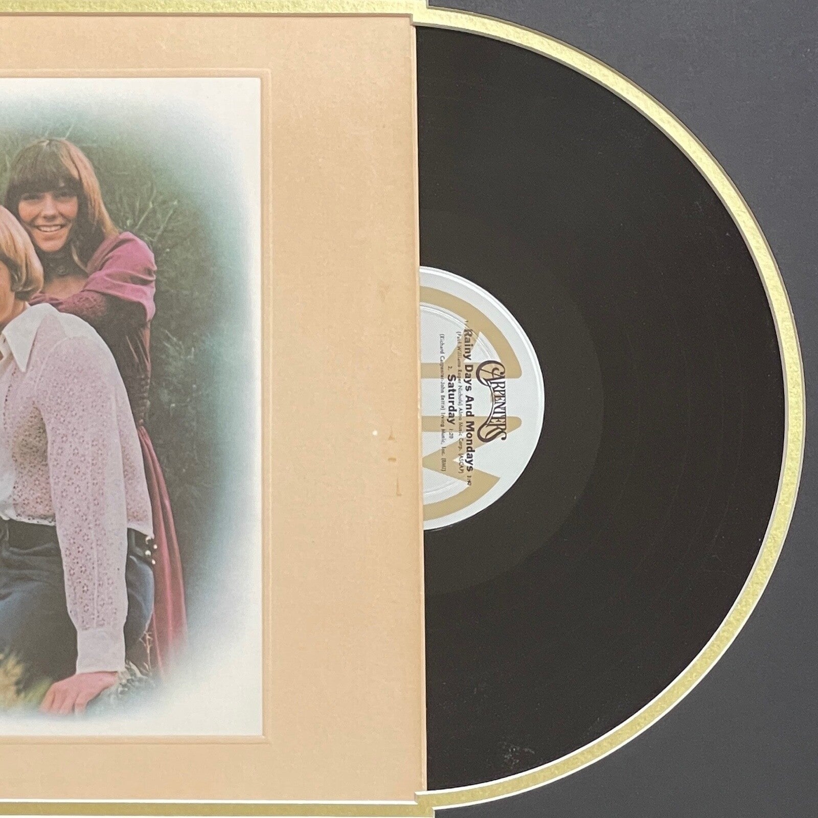 CARPENTERS * PSA/DNA * KAREN & RICHARD AUTOGRAPH "CARPENTERS" ALBUM SIGNED LP