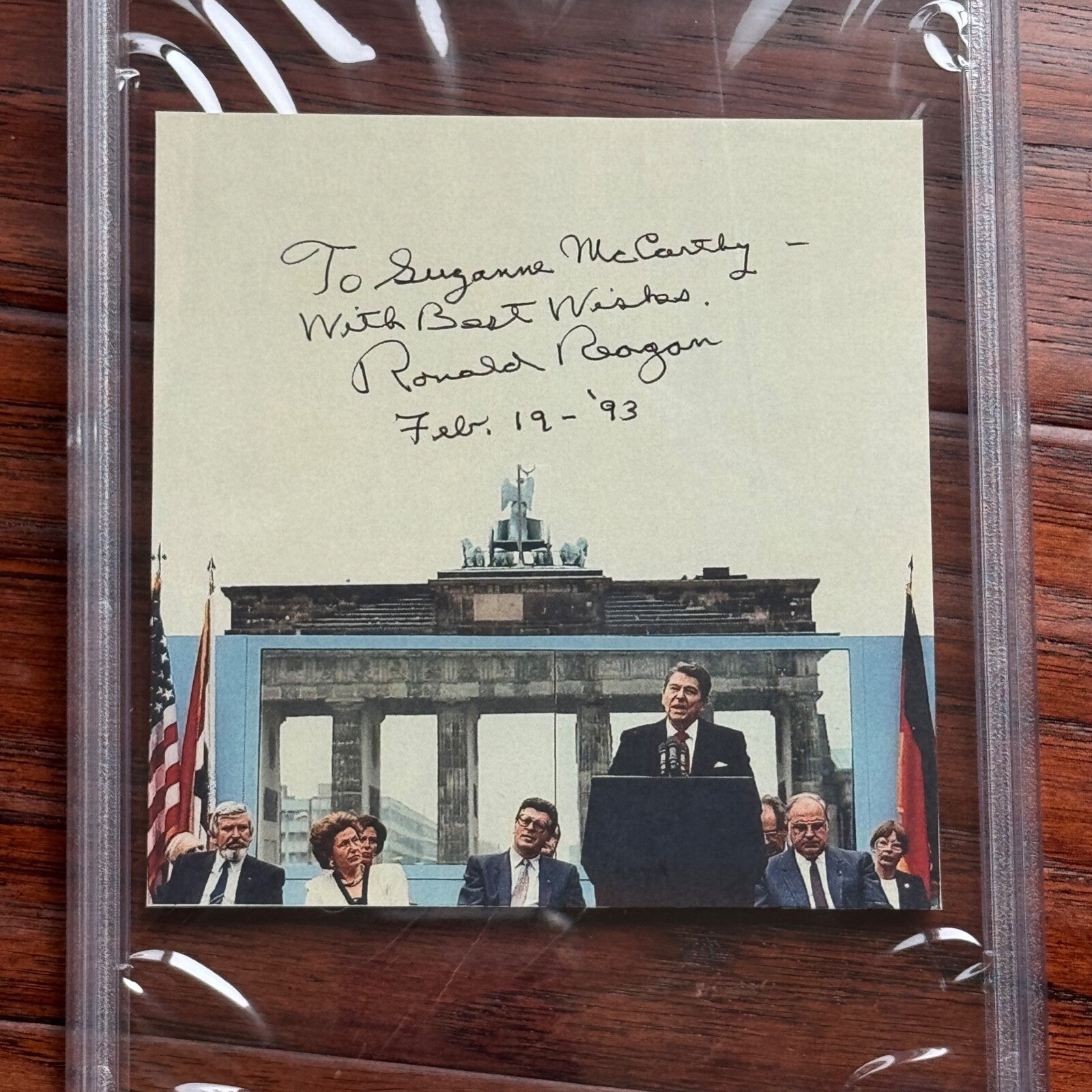 RONALD REAGAN * PSA * Autograph BERLIN WALL Souvenir Photo Signed
