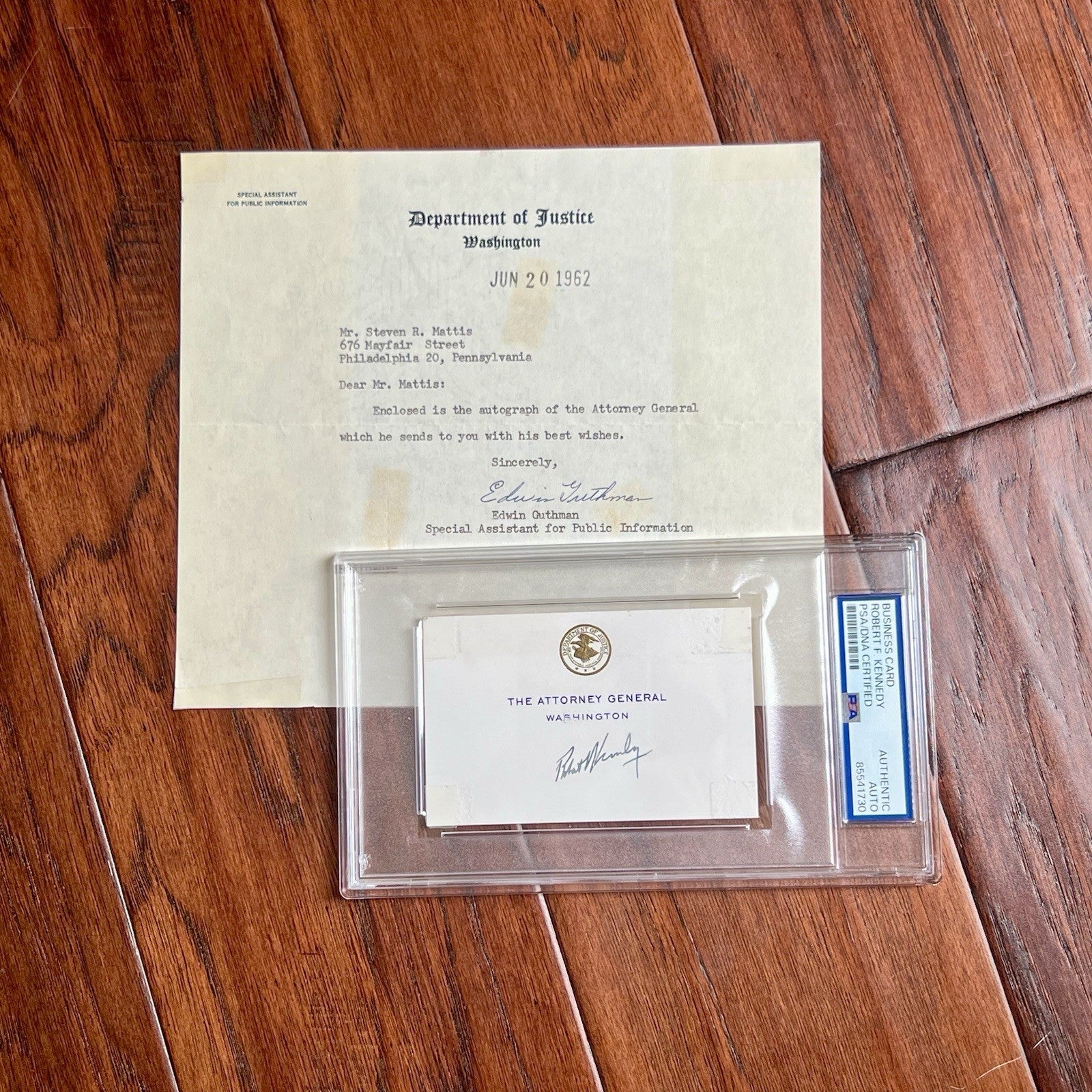 ROBERT F. KENNEDY * PSA * Autograph ATTORNEY GENERAL Business Card Signed * 1962