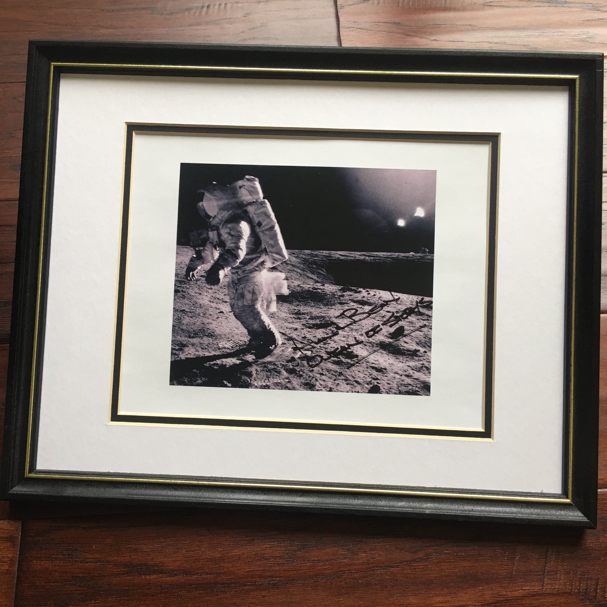 ALAN BEAN * PSA/DNA * scarce AUTOGRAPH Mag photo SIGNED * Apollo 12 NASA