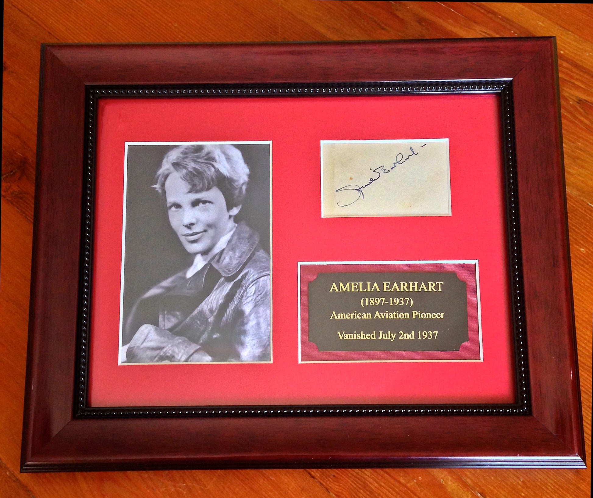 AMELIA EARHART * Legendary Aviator * authentic SIGNED Envelope * AUTOG