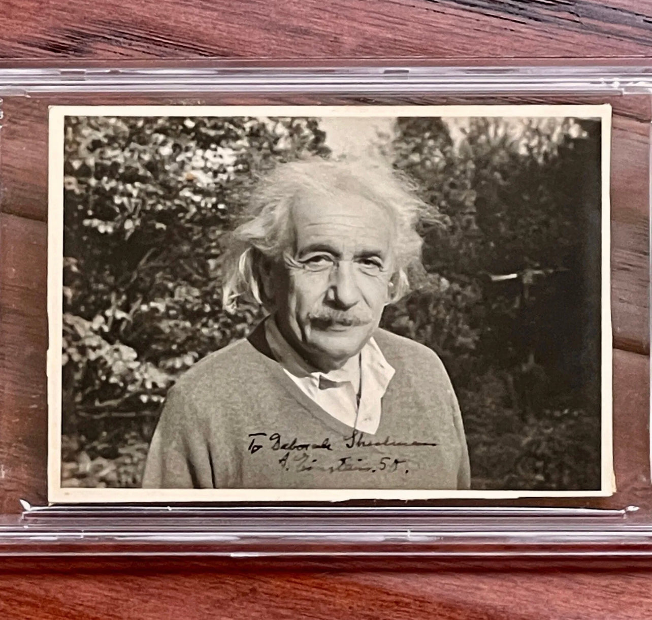 ALBERT EINSTEIN * PSA/DNA * Autograph Candid 1950 PHOTOGRAPH Portrait Signed