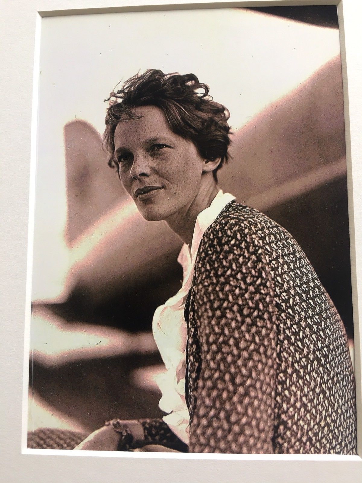 AMELIA EARHART * Legendary Aviator * authentic SIGNED Note Paper * AUTOGRAPH