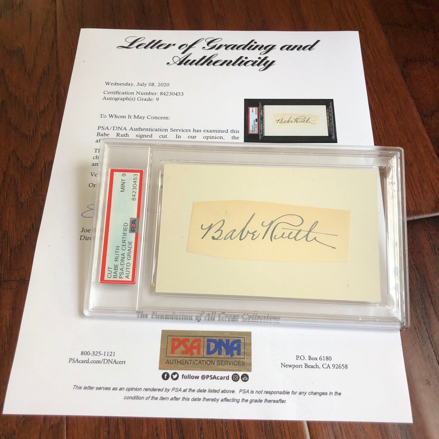 BABE RUTH * PSA/DNA * Mint 9 Graded Autograph Encapsulated Signed Slabbed Yankee