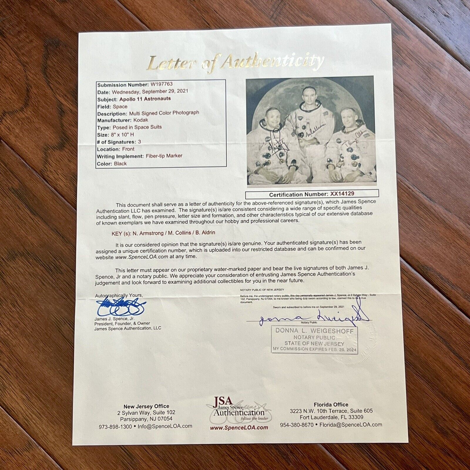 APOLLO 11 * JSA * Uninscribed Crew Signed Red # Photo Autograph Neil Armstrong