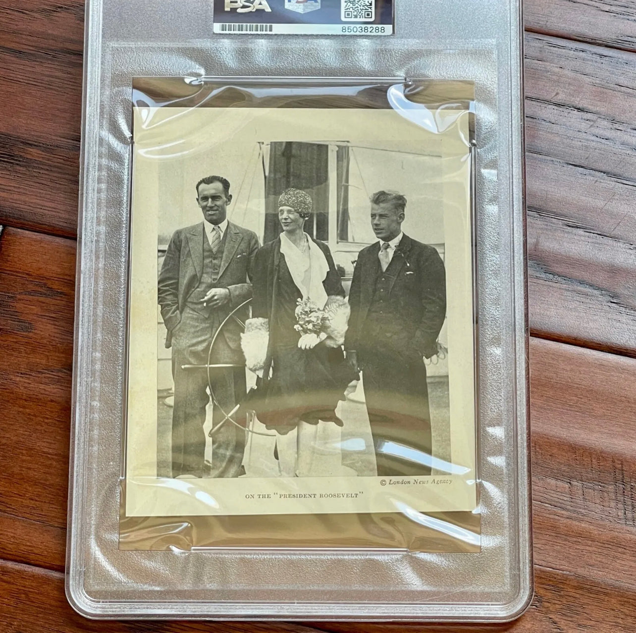 AMELIA EARHART * PSA/DNA * AUTOGRAPH Full Signature Photo SIGNED Trans-Atlantic