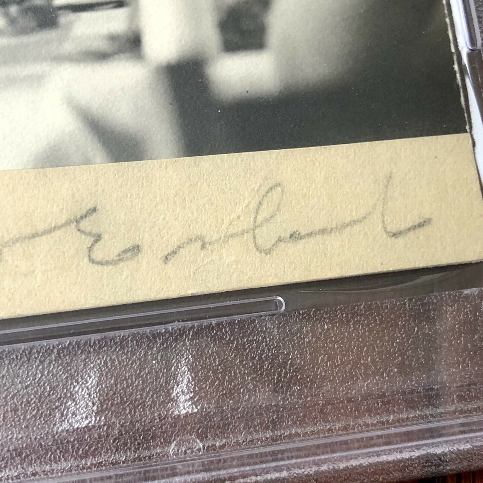 AMELIA EARHART * PSA/DNA Slabbed * Autograph Signed Photo with Provenance *