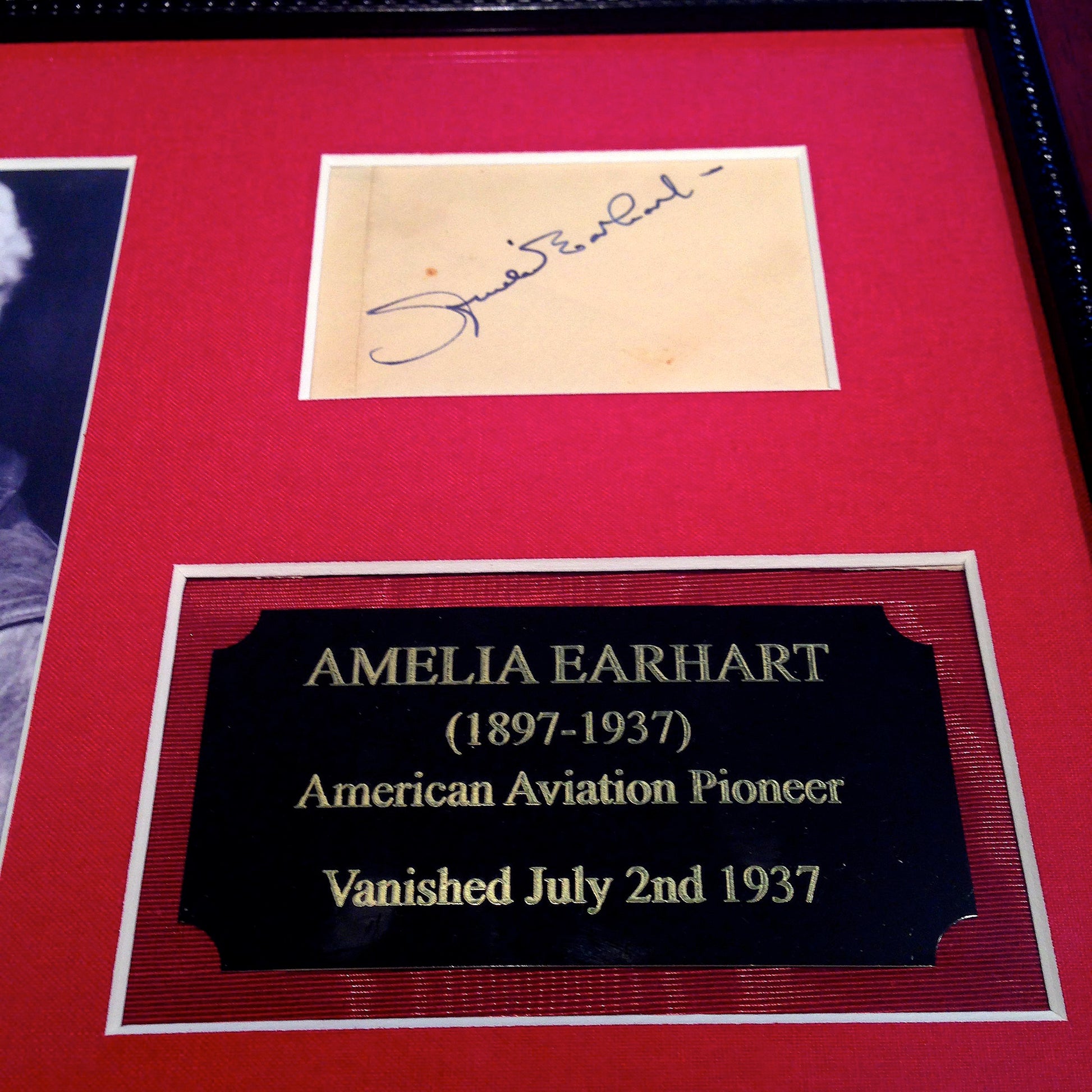 AMELIA EARHART * Legendary Aviator * authentic SIGNED Envelope * AUTOG