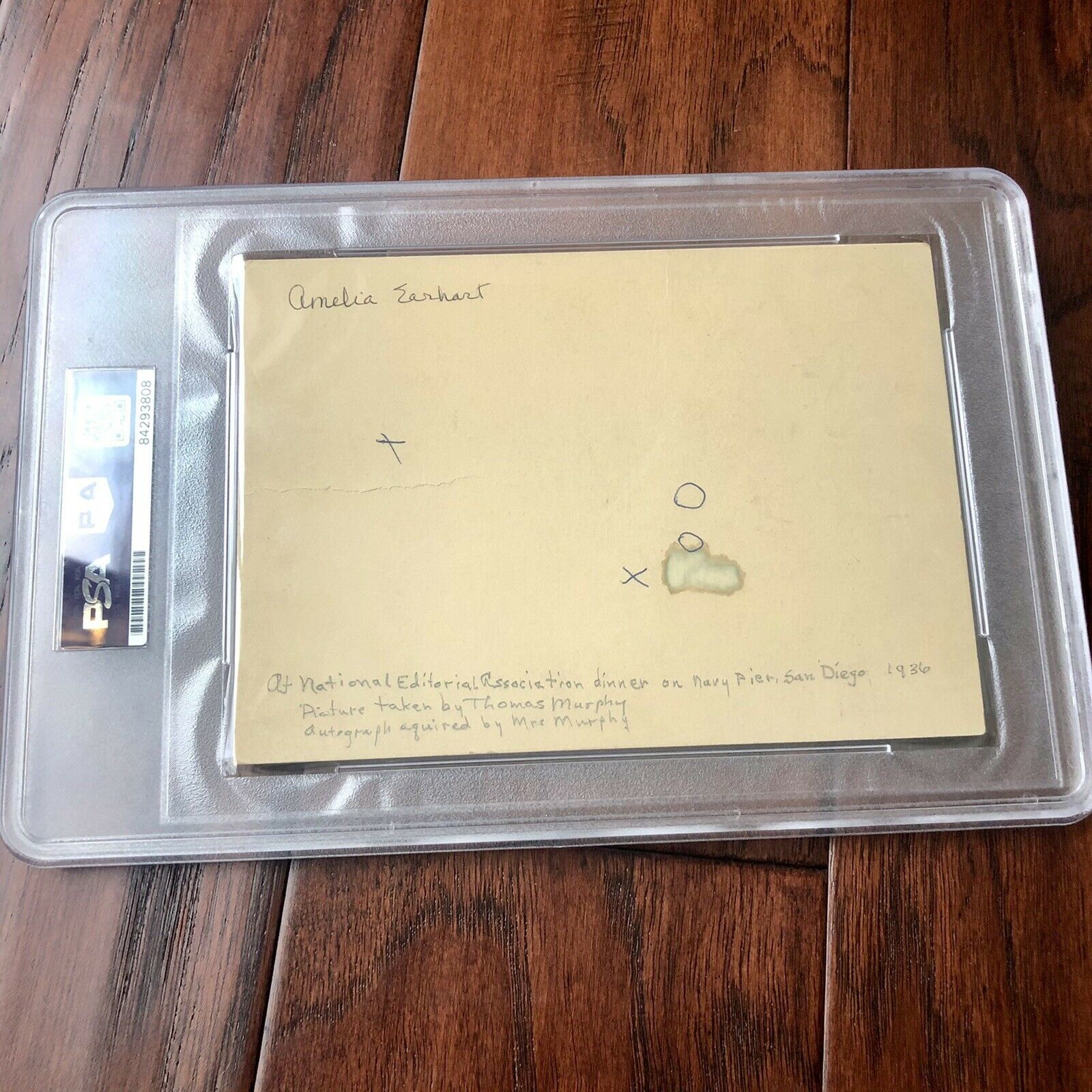 AMELIA EARHART * PSA/DNA Slabbed * Autograph Signed Photo with Provenance *