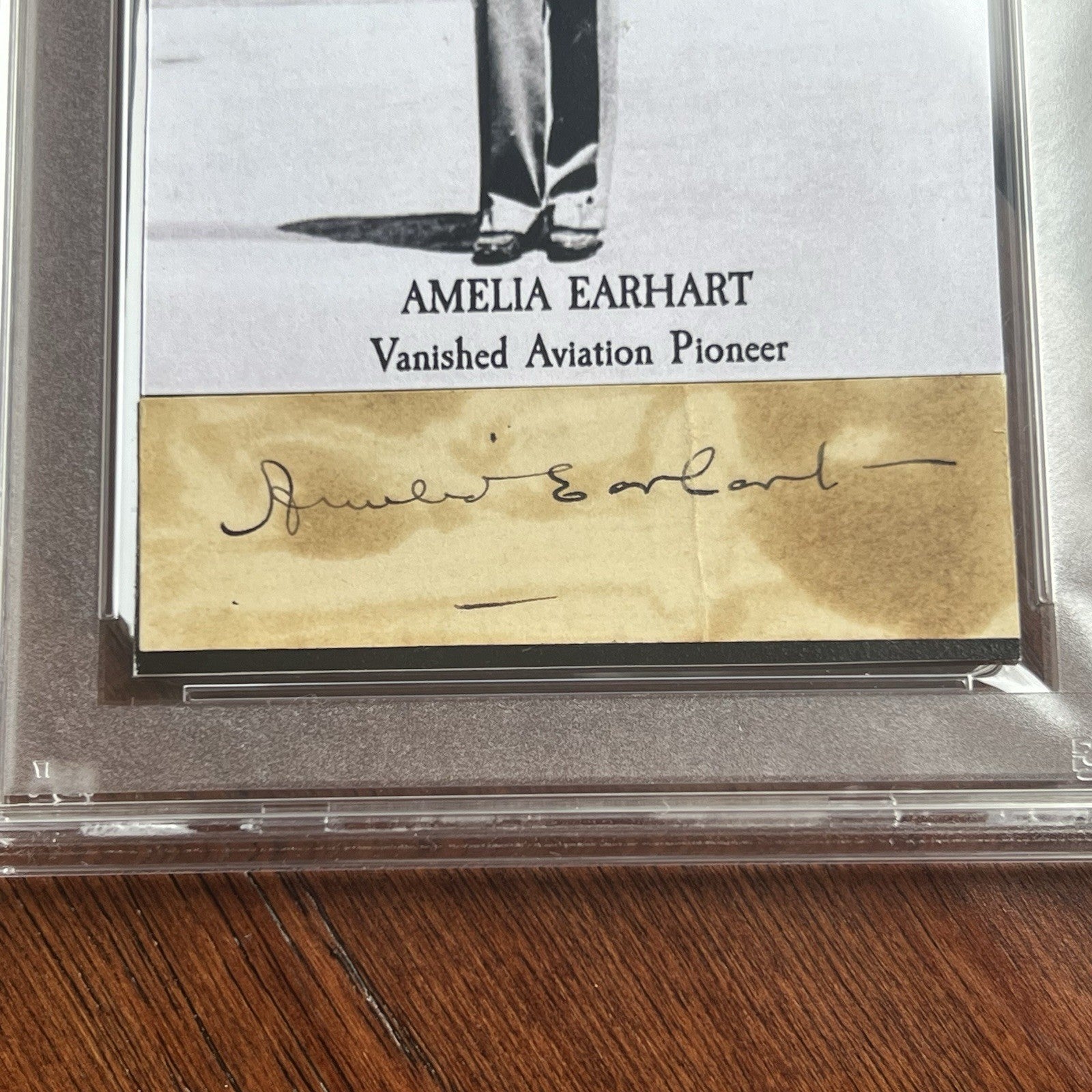 AMELIA EARHART * PSA/DNA * Cut Signature Signed * VANISHED Aviation Pioneer