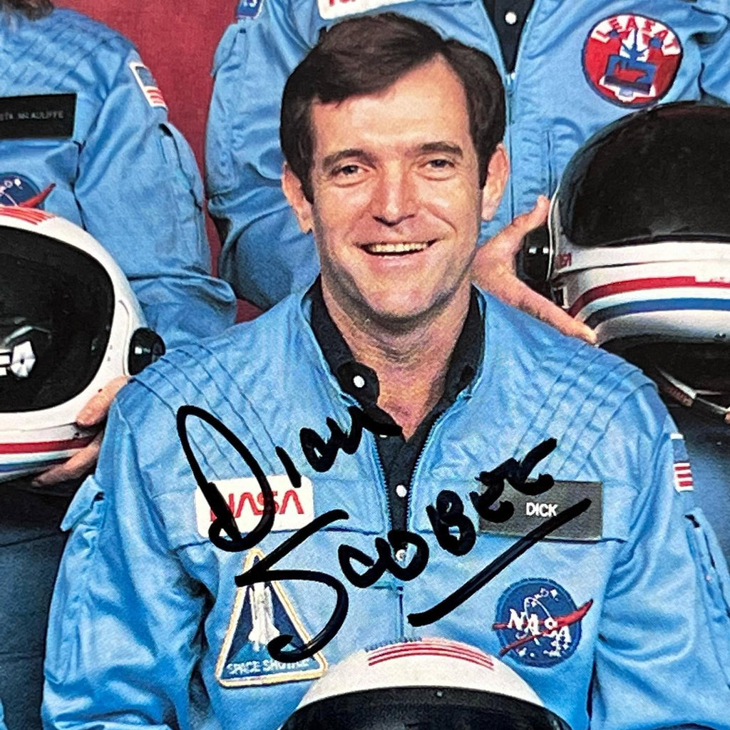 Challenger Disaster Crew Signed Autograph Photo Christa McAuliffe * PSA STS 51-L