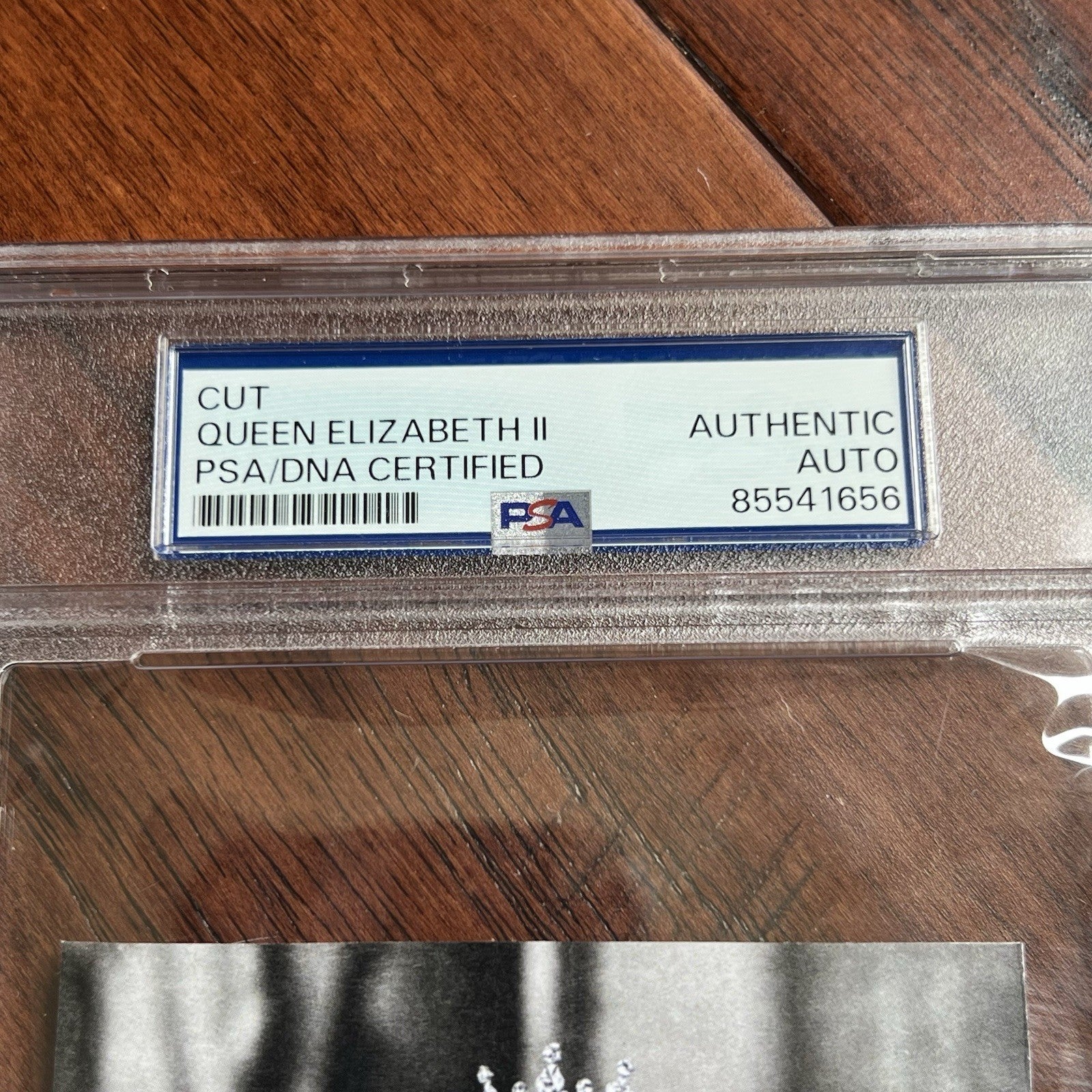 QUEEN ELIZABETH II * PSA * Autograph Cut Signature Custom Card Signed