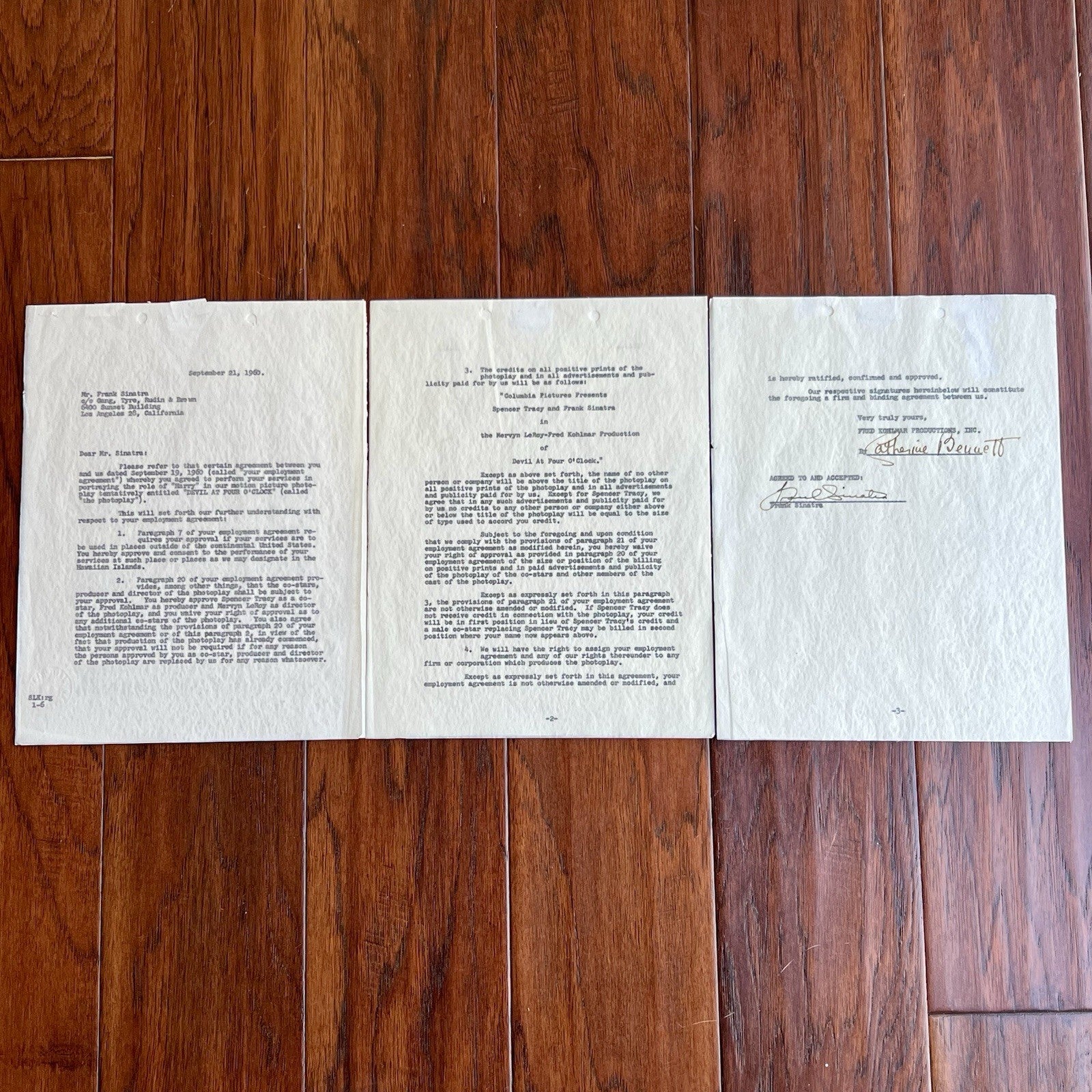 FRANK SINATRA * PSA * Autograph Movie Contract Signed Devil at Four O'Clock
