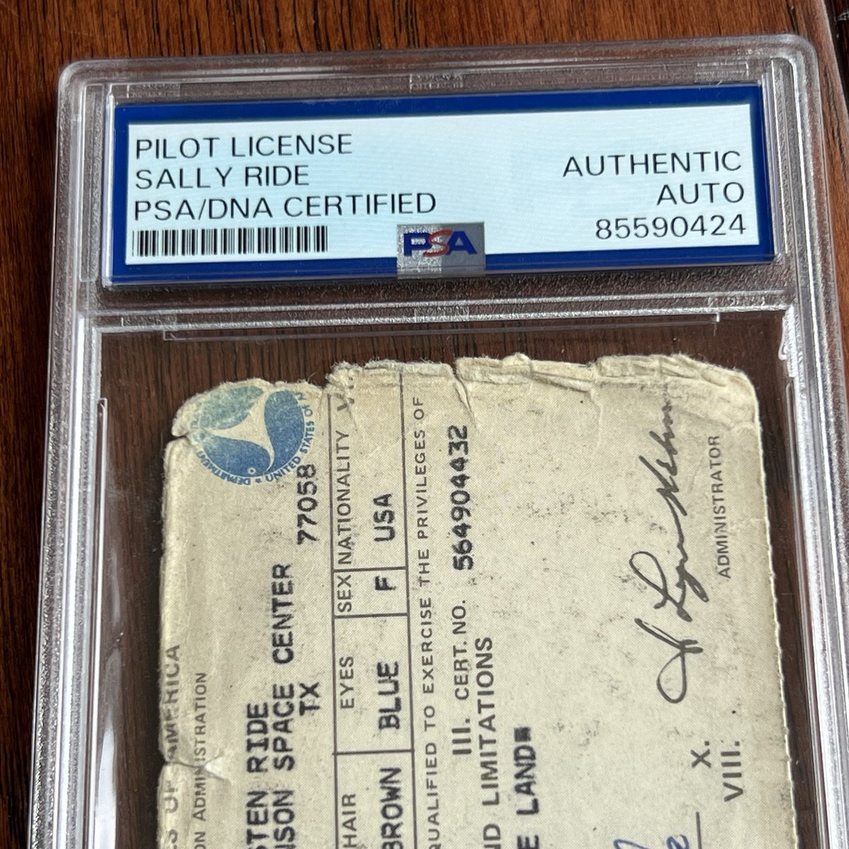 SALLY RIDE * PSA * AUTOGRAPH Personal FAA PILOT LICENSE * NASA Shuttle Astronaut