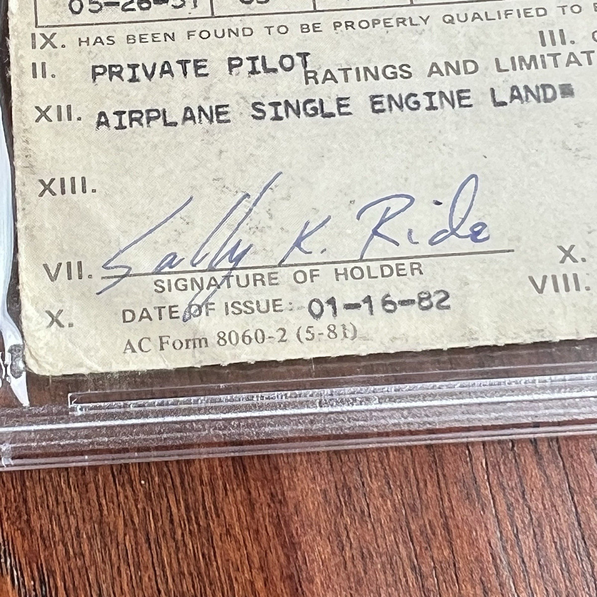 SALLY RIDE * PSA * AUTOGRAPH Personal FAA PILOT LICENSE * NASA Shuttle Astronaut