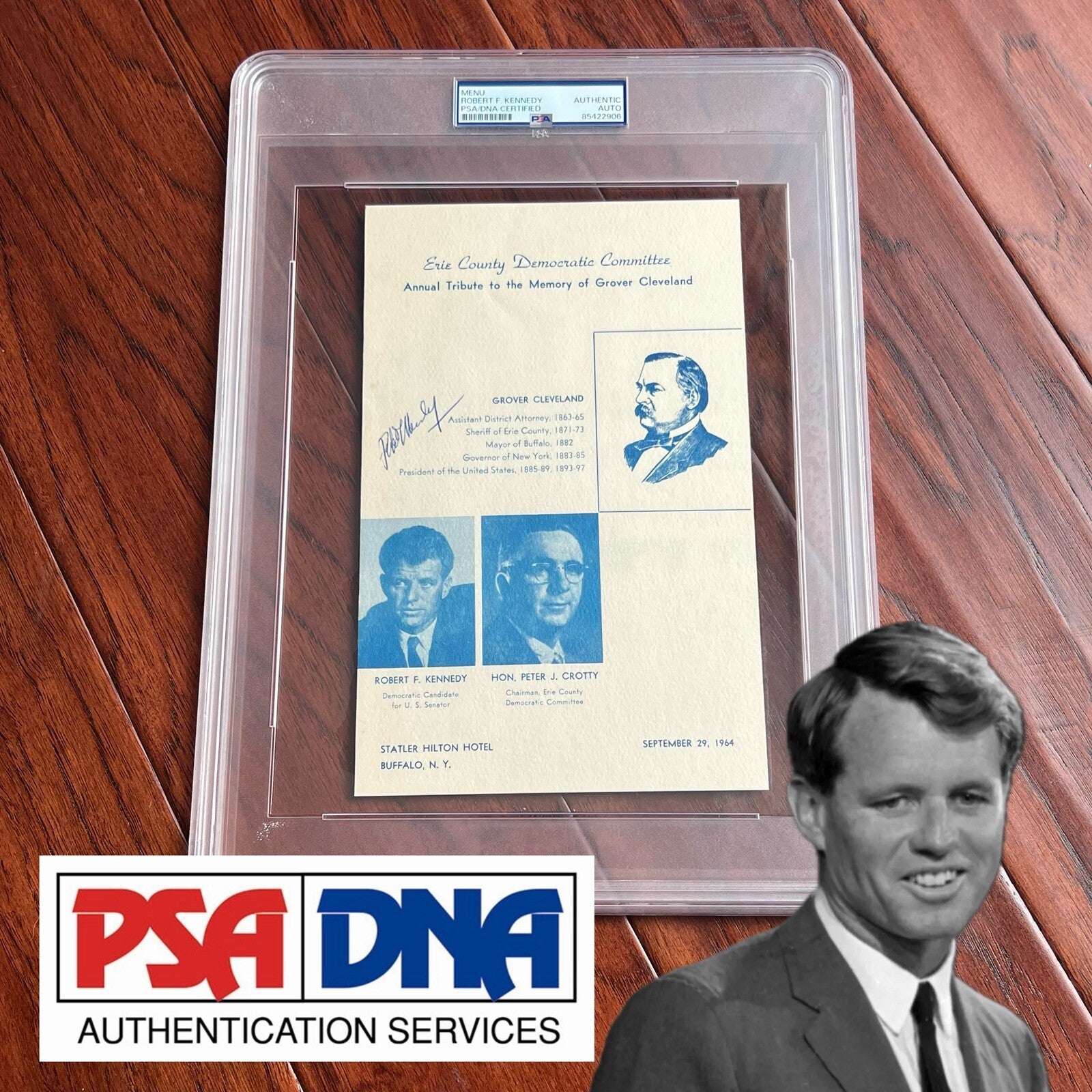 ROBERT F. KENNEDY * PSA * Autograph Democratic Committee Menu Signed 1964 RFK