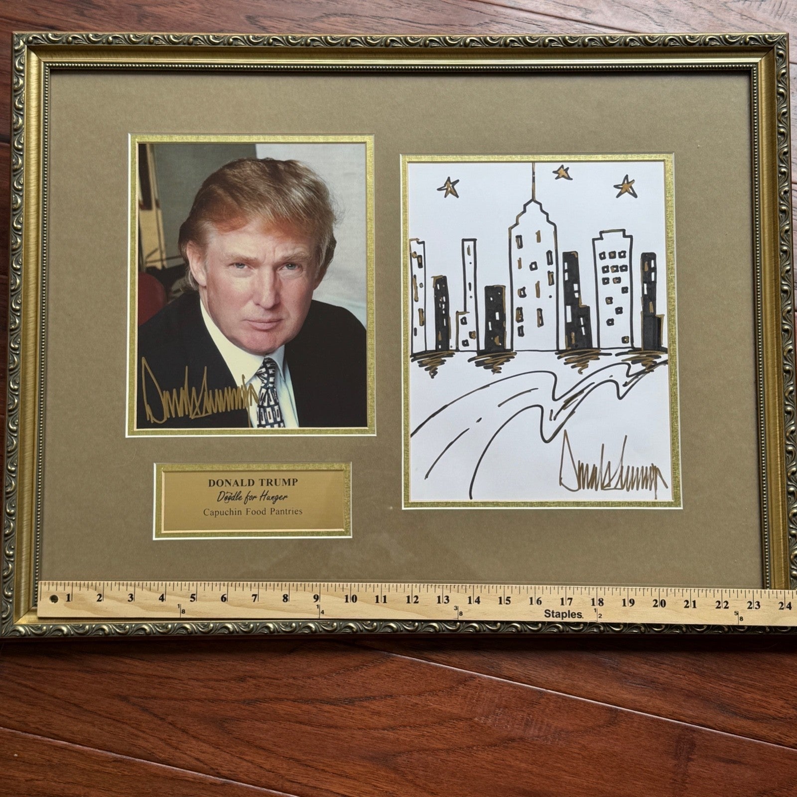 DONALD TRUMP * CHARITY DRAWING NYC SKYLINE SKETCH & SIGNED PHOTO AUTOGRAPH