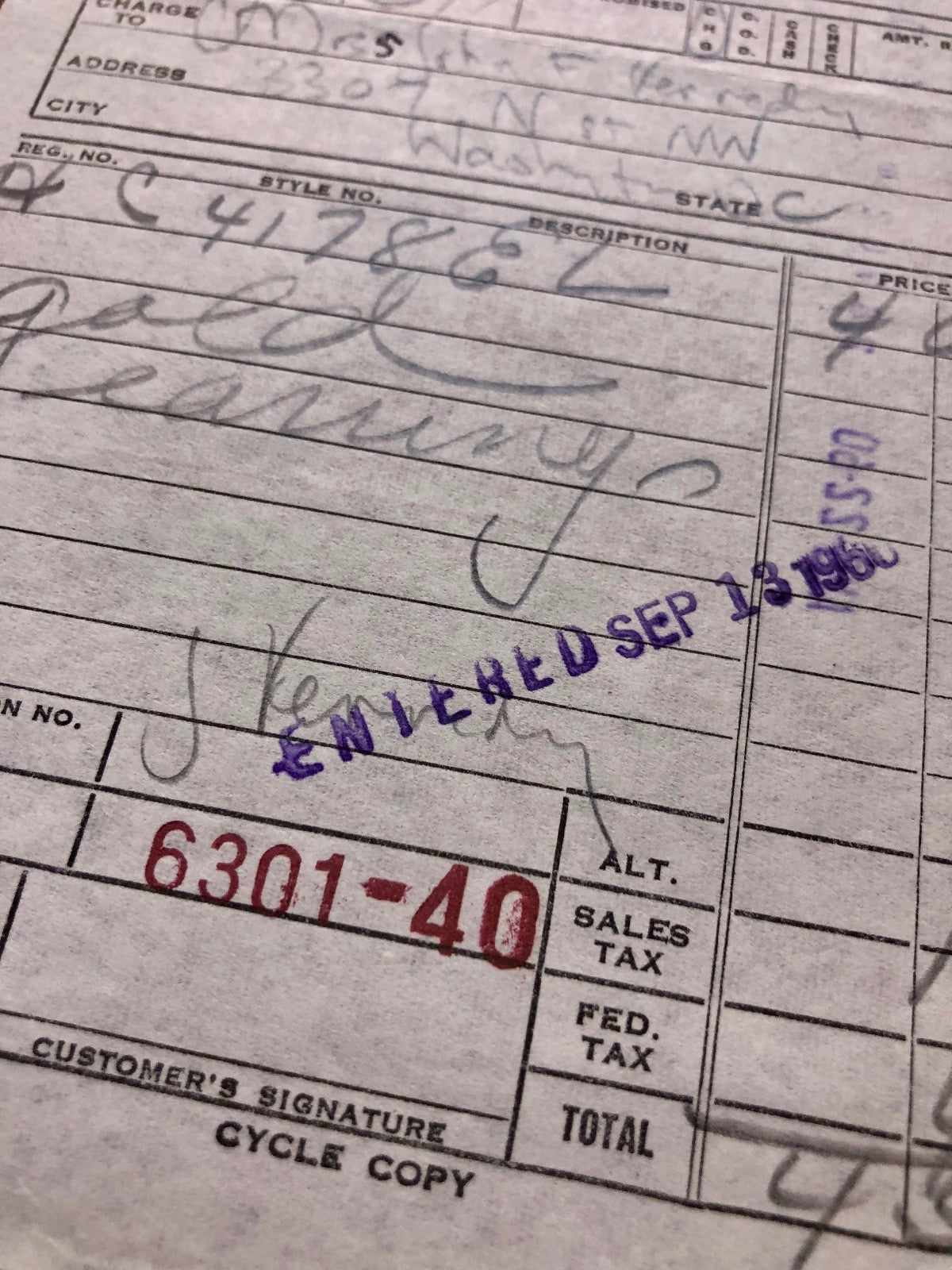 JACQUELINE KENNEDY * JSA * "Mrs. John F. Kennedy" Double (2x) AUTOGRAPH Receipt