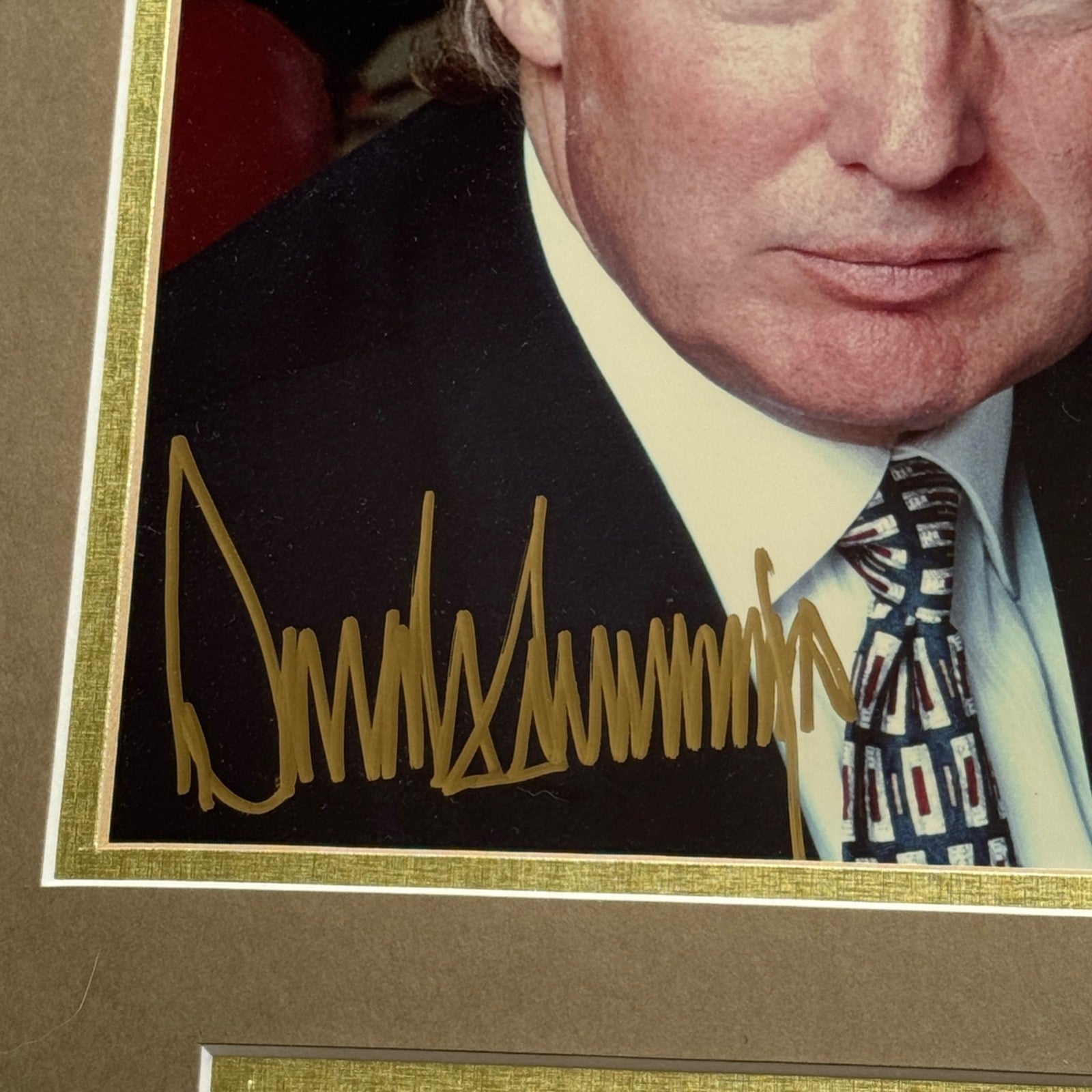 DONALD TRUMP * CHARITY DRAWING NYC SKYLINE SKETCH & SIGNED PHOTO AUTOGRAPH