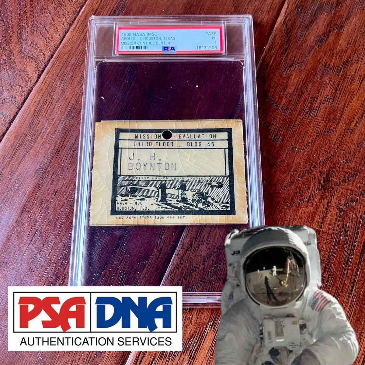 APOLLO 11 * PSA * NASA Mission Evaluation Access Badge Ticket Moon Landing Pass