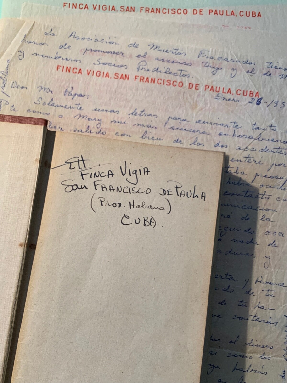 ERNEST HEMINGWAY * JSA * Autograph Book Signed from His Personal Library * Cuba