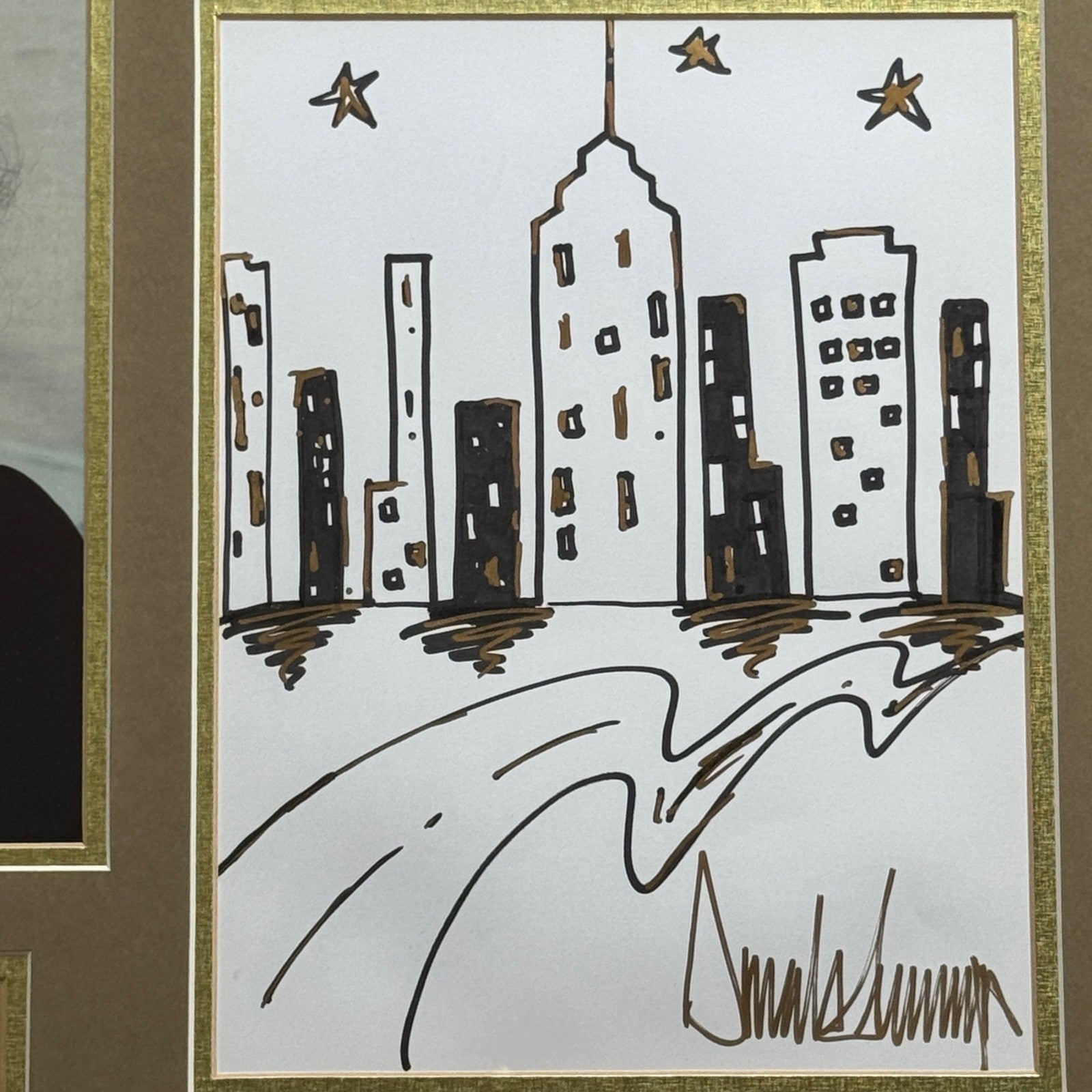 DONALD TRUMP * CHARITY DRAWING NYC SKYLINE SKETCH & SIGNED PHOTO AUTOGRAPH