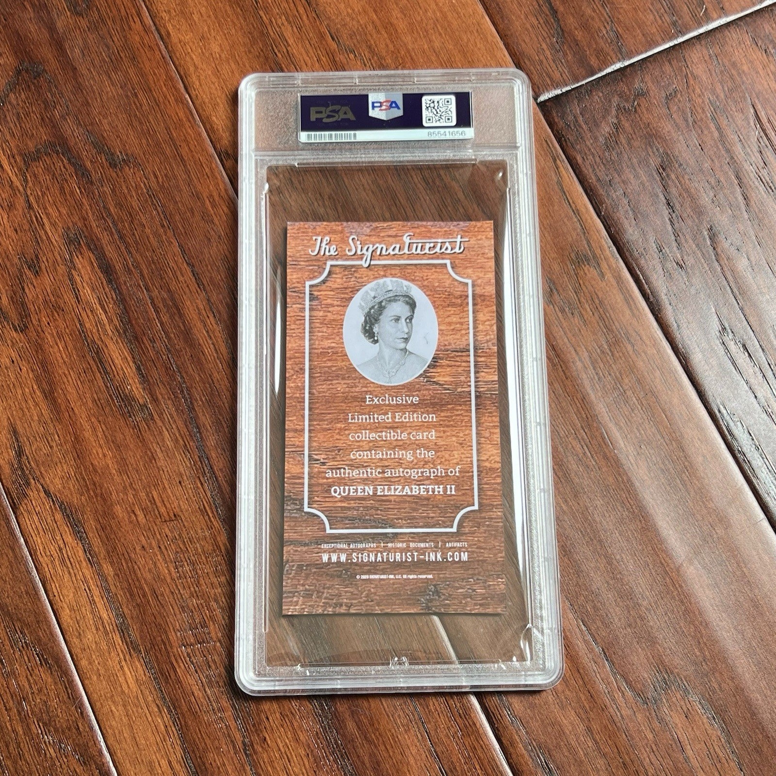 QUEEN ELIZABETH II * PSA * Autograph Cut Signature Custom Card Signed