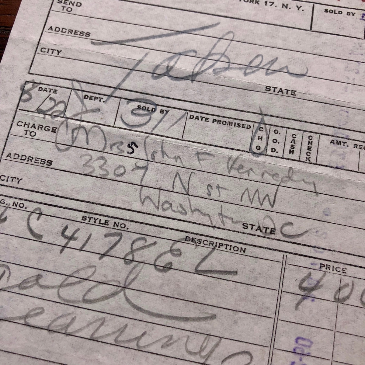 JACQUELINE KENNEDY * JSA * "Mrs. John F. Kennedy" Double (2x) AUTOGRAPH Receipt