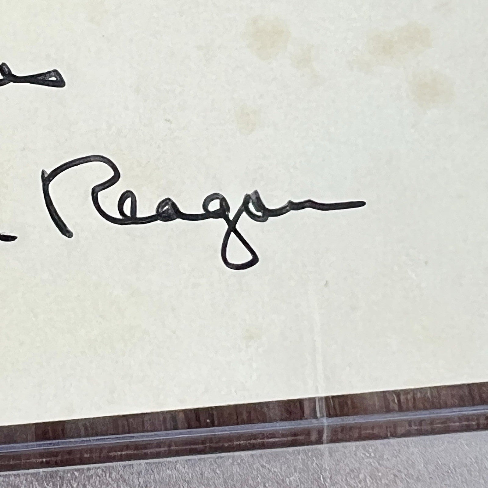 RONALD REAGAN * PSA/DNA * Autograph Photo AS PRESIDENT Portrait Signed