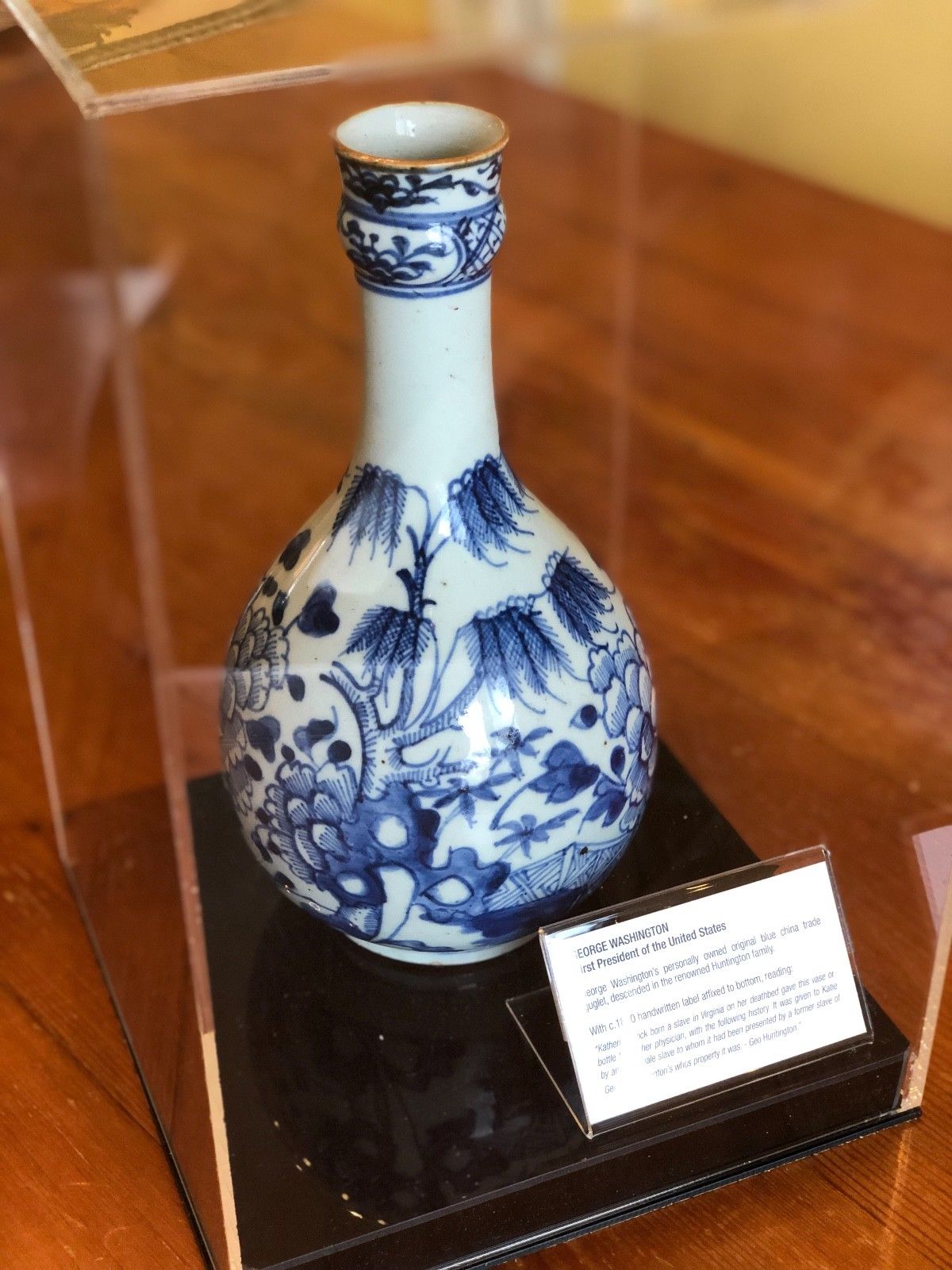 GEORGE WASHINGTON * Personally Owned & Used MOUNT VERNON Guglet Vase From SLAVE