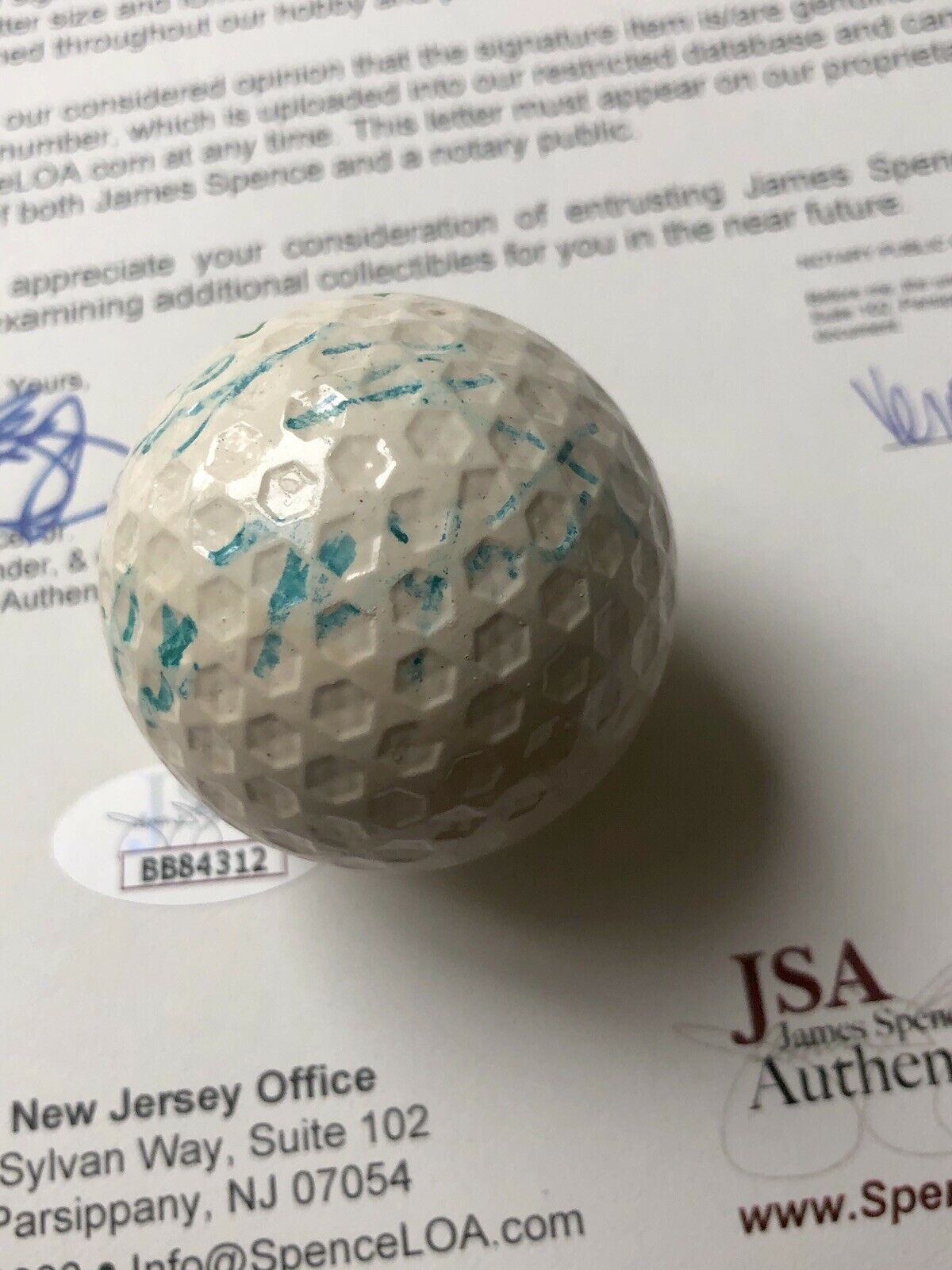 RICHARD & PATRICIA NIXON * JSA LOA * Autograph Golf Ball Signed * President
