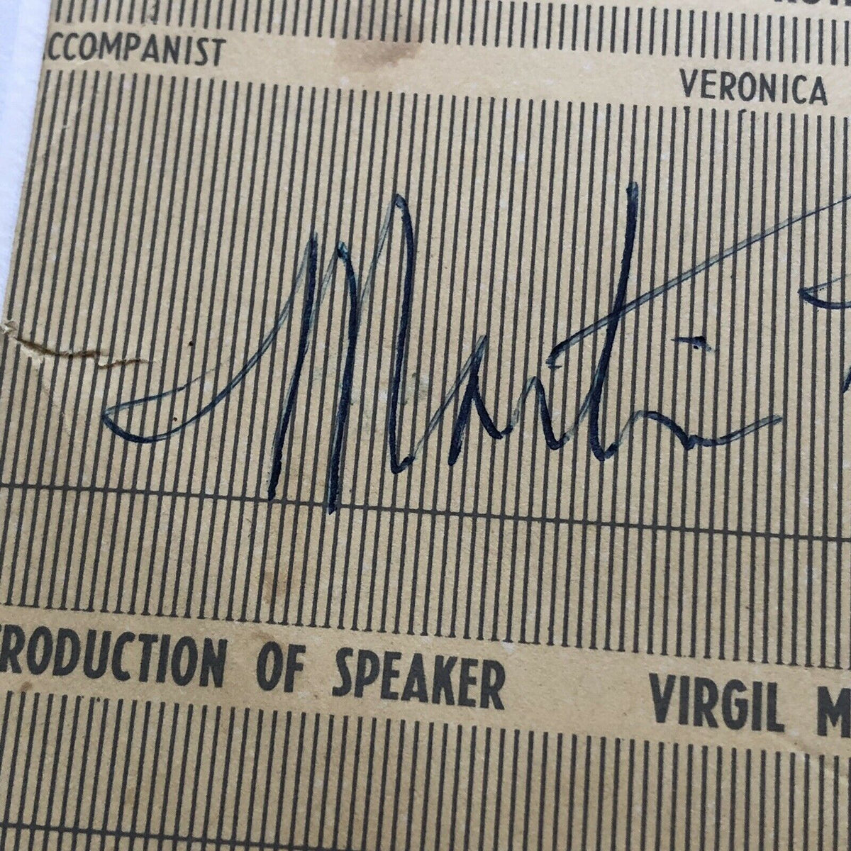 MARTIN LUTHER KING JR * BAS Beckett LOA * Hand Signed 1961 Speech Autograph *