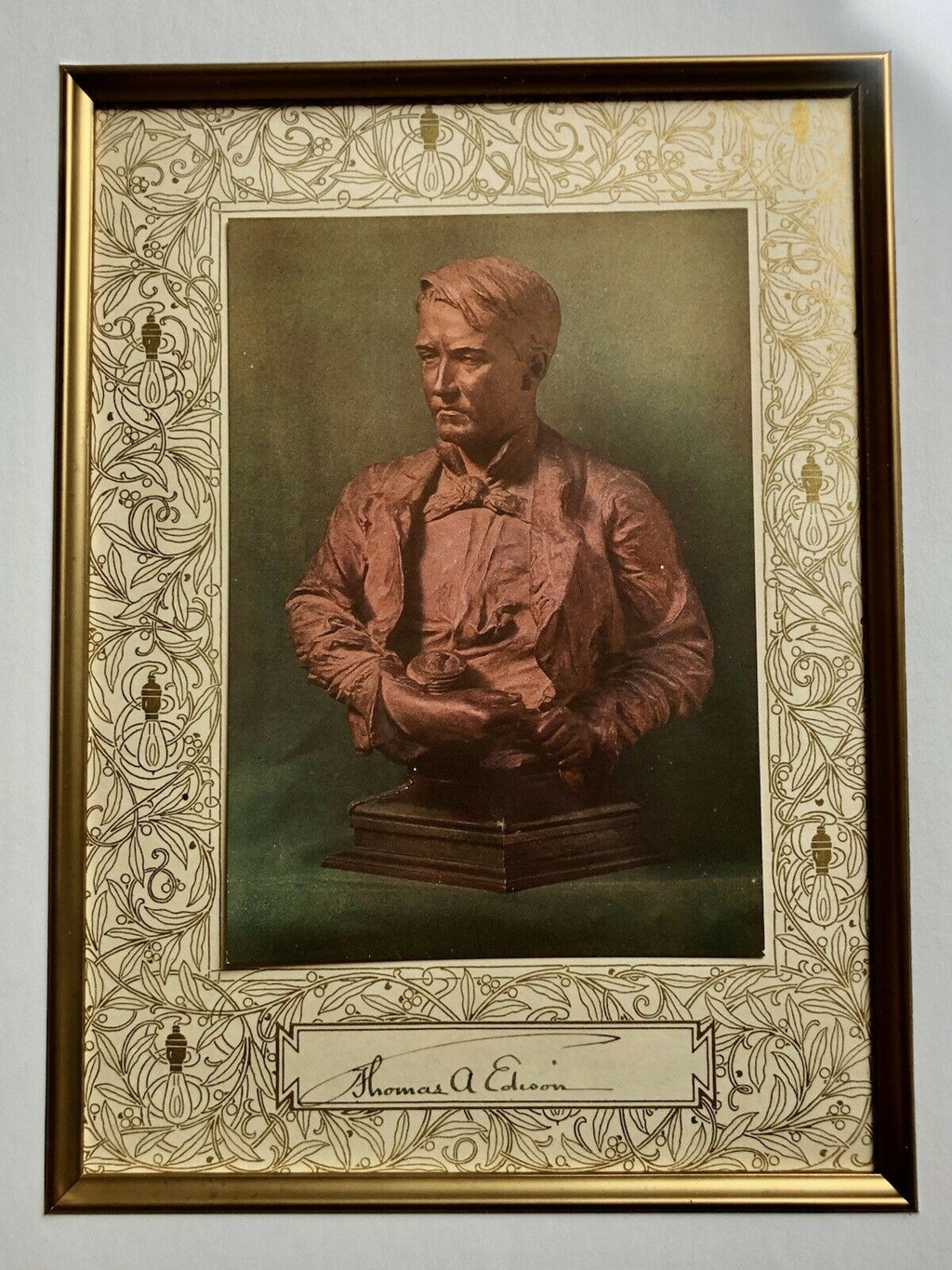 THOMAS EDISON * BAS BECKETT MINT 9 * Signed Unpersonalized Bust Photo Autograph