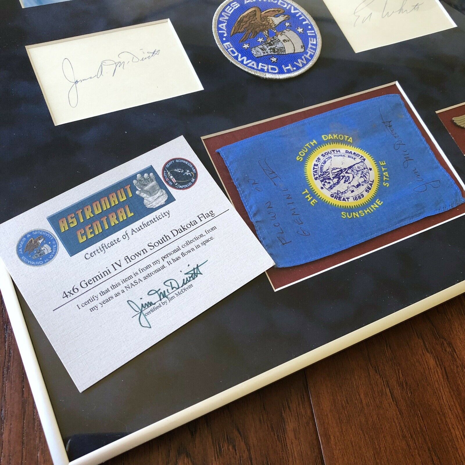 GEMINI IV * FLOWN FLAG * Autograph EDWARD WHITE JAMES MCDIVITT Signed Apollo COA