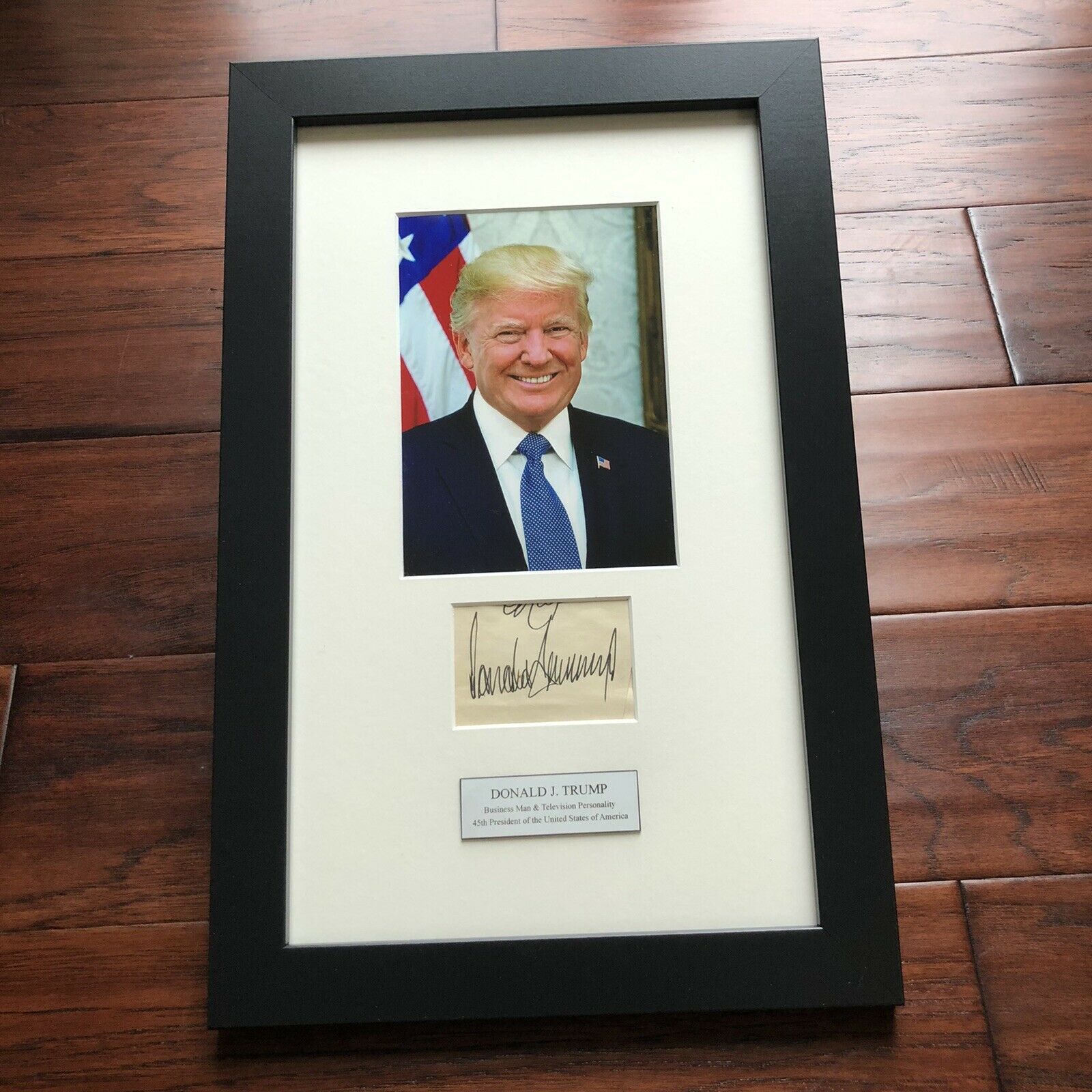 DONALD J TRUMP * JSA LOA * Full Signature Autograph Signed Paper * President