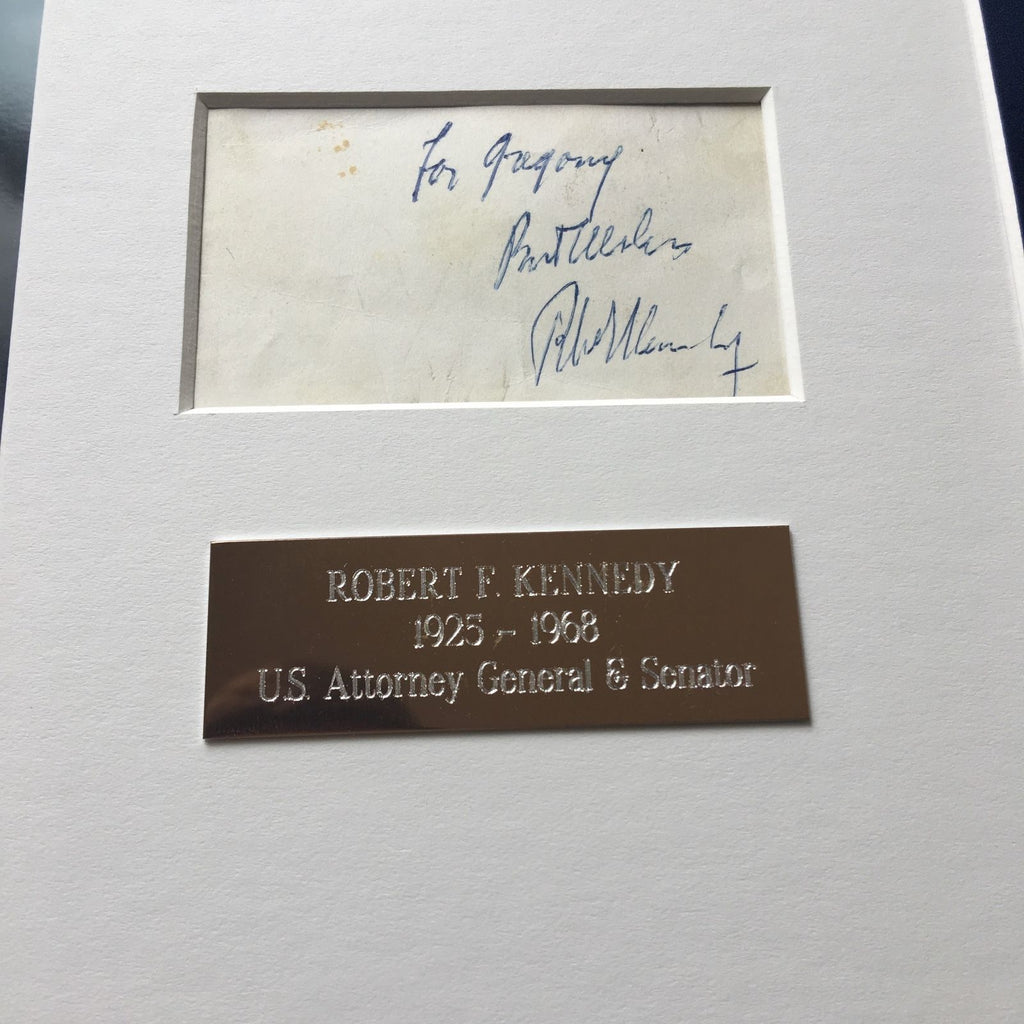 ROBERT F. KENNEDY * JSA COA * Scarce Authentic AUTOGRAPH Card SIGNED