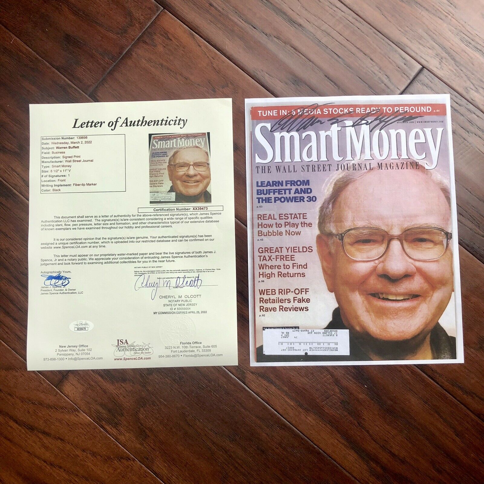 WARREN BUFFETT * JSA LOA * Signed WSJ Magazine Cover Print Autograph *