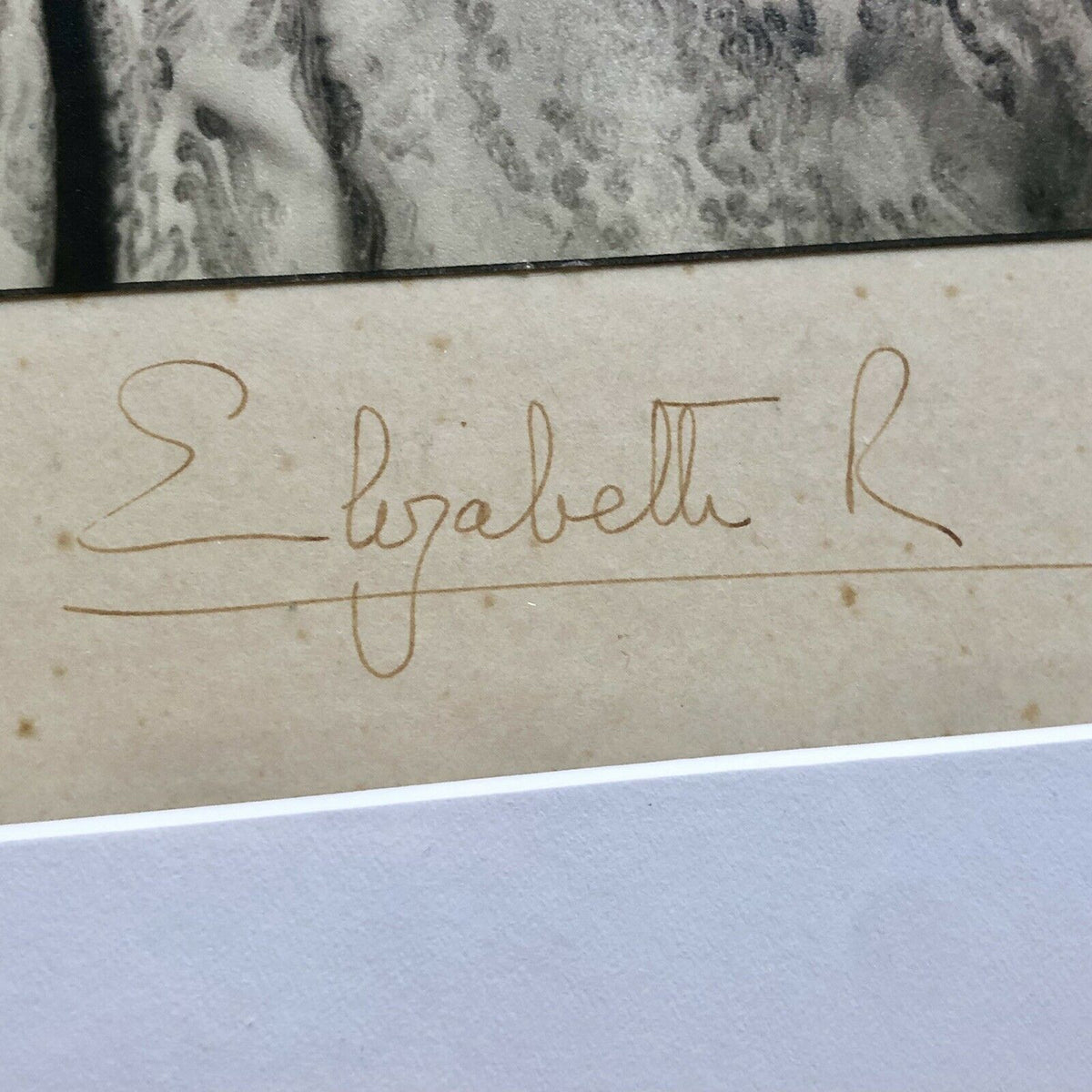 QUEEN ELIZABETH II * JSA LOA * Signed 15x20 Dorothy Wilding Autograph Portrait *