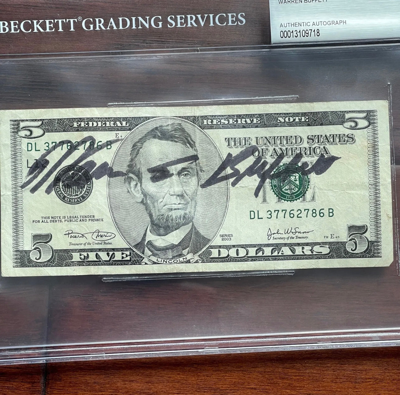 WARREN BUFFETT * BAS Beckett * AUTOGRAPH $5 Bill SIGNED * Berkshire Hathaway