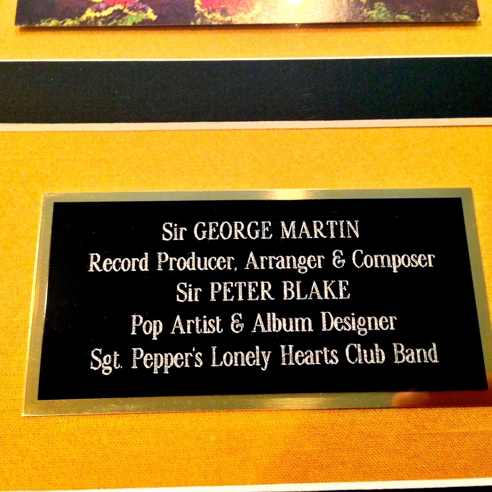 GEORGE MARTIN & PETER BLAKE authentic autograph SGT. PEPPER'S signed * BEATLES