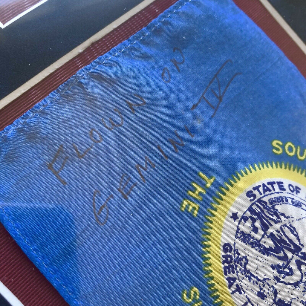 GEMINI IV * FLOWN FLAG * Autograph EDWARD WHITE JAMES MCDIVITT Signed Apollo COA