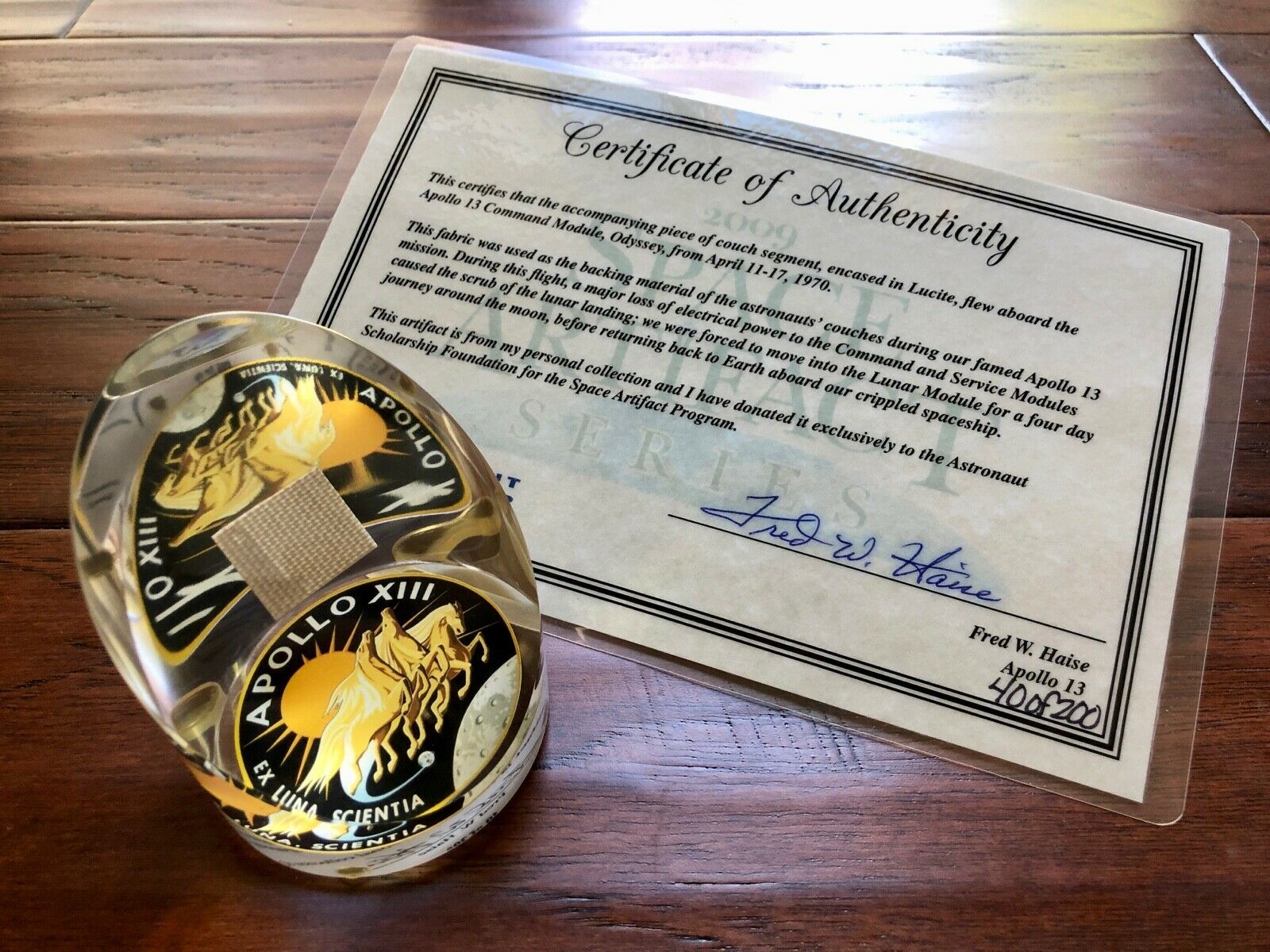 APOLLO 13 * Fred Haise Signed & Certified Fabric FLOWN AROUND THE MOON *