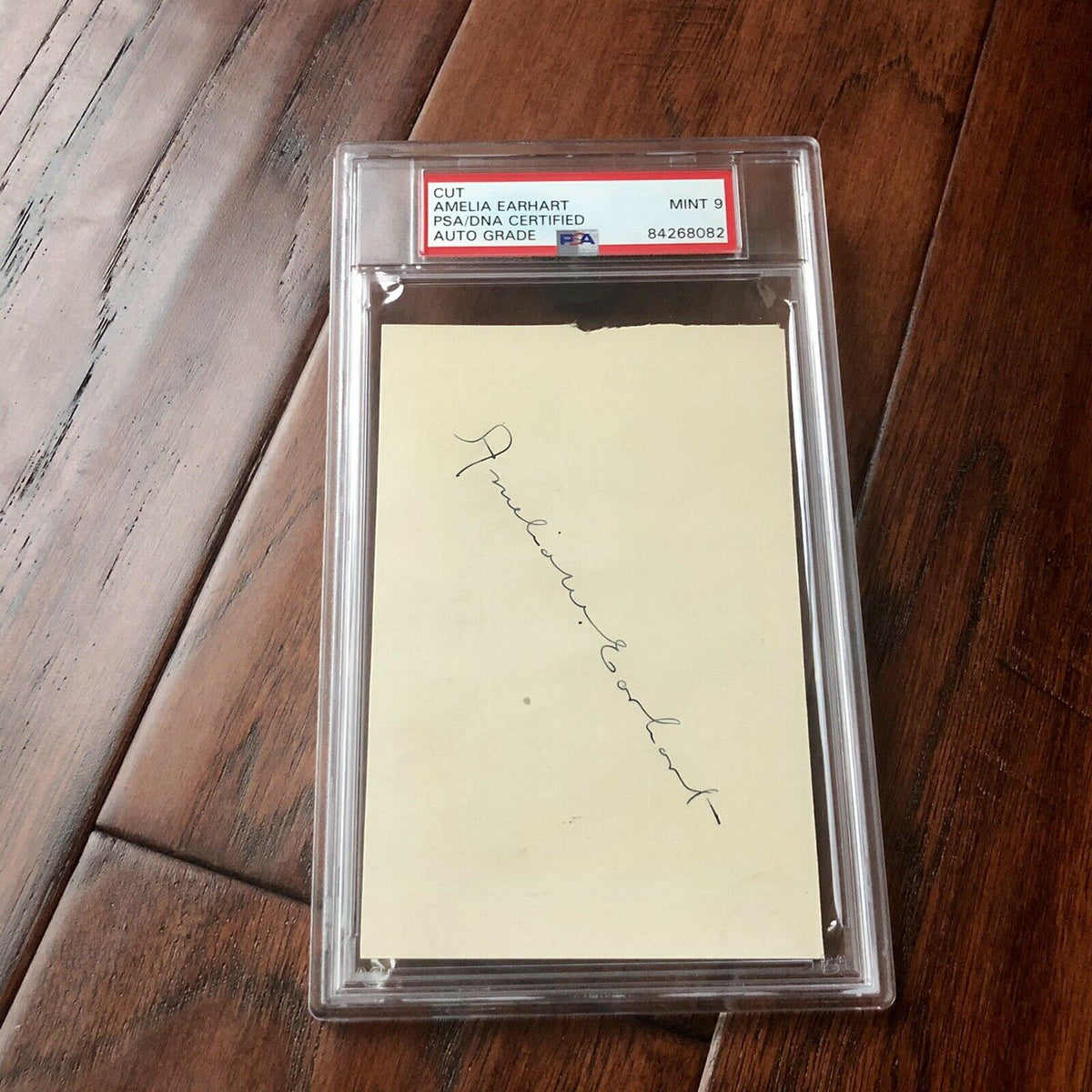 AMELIA EARHART * PSA/DNA Mint 9 * Encapsulated Autograph Full Signature Signed *